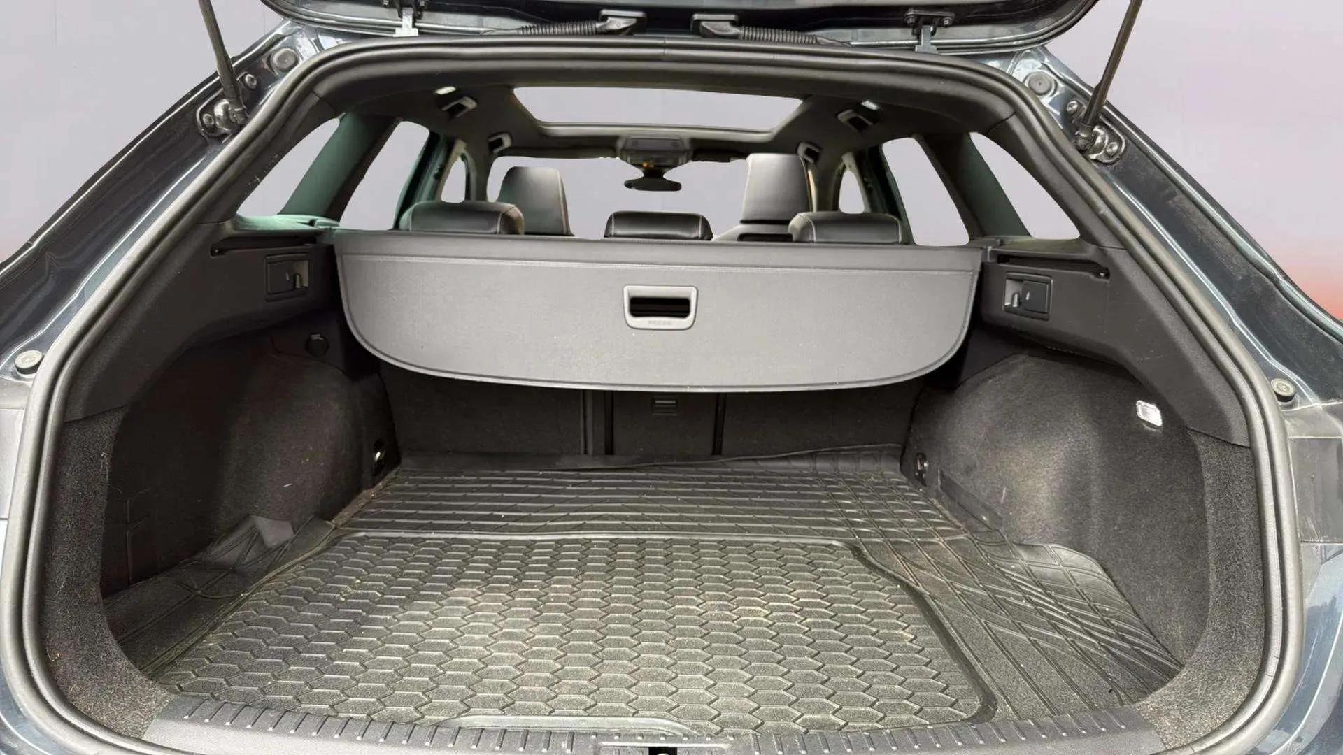 SEAT León 1.4 e-Hybrid DSG-6 Xcellence - foto 4