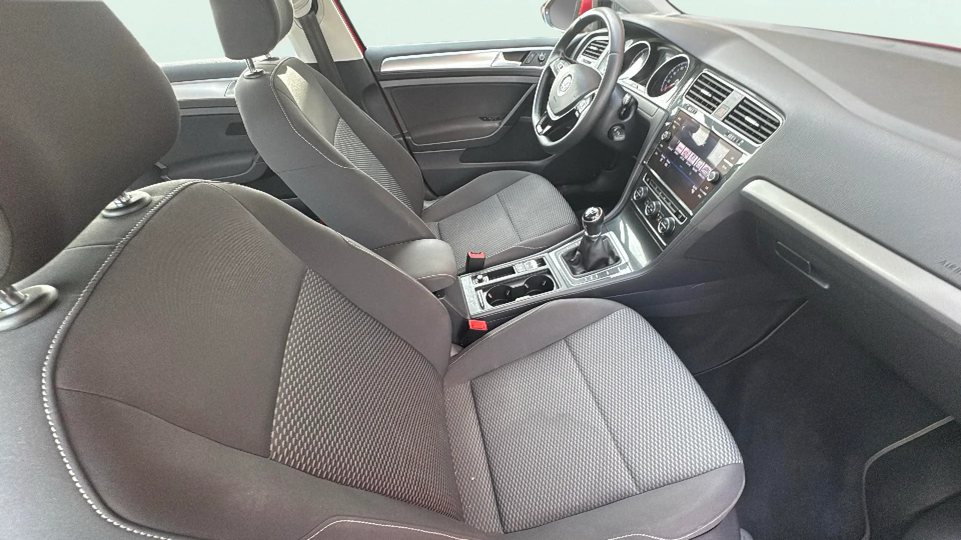 Volkswagen Golf Advance 1.6 TDI - foto 16