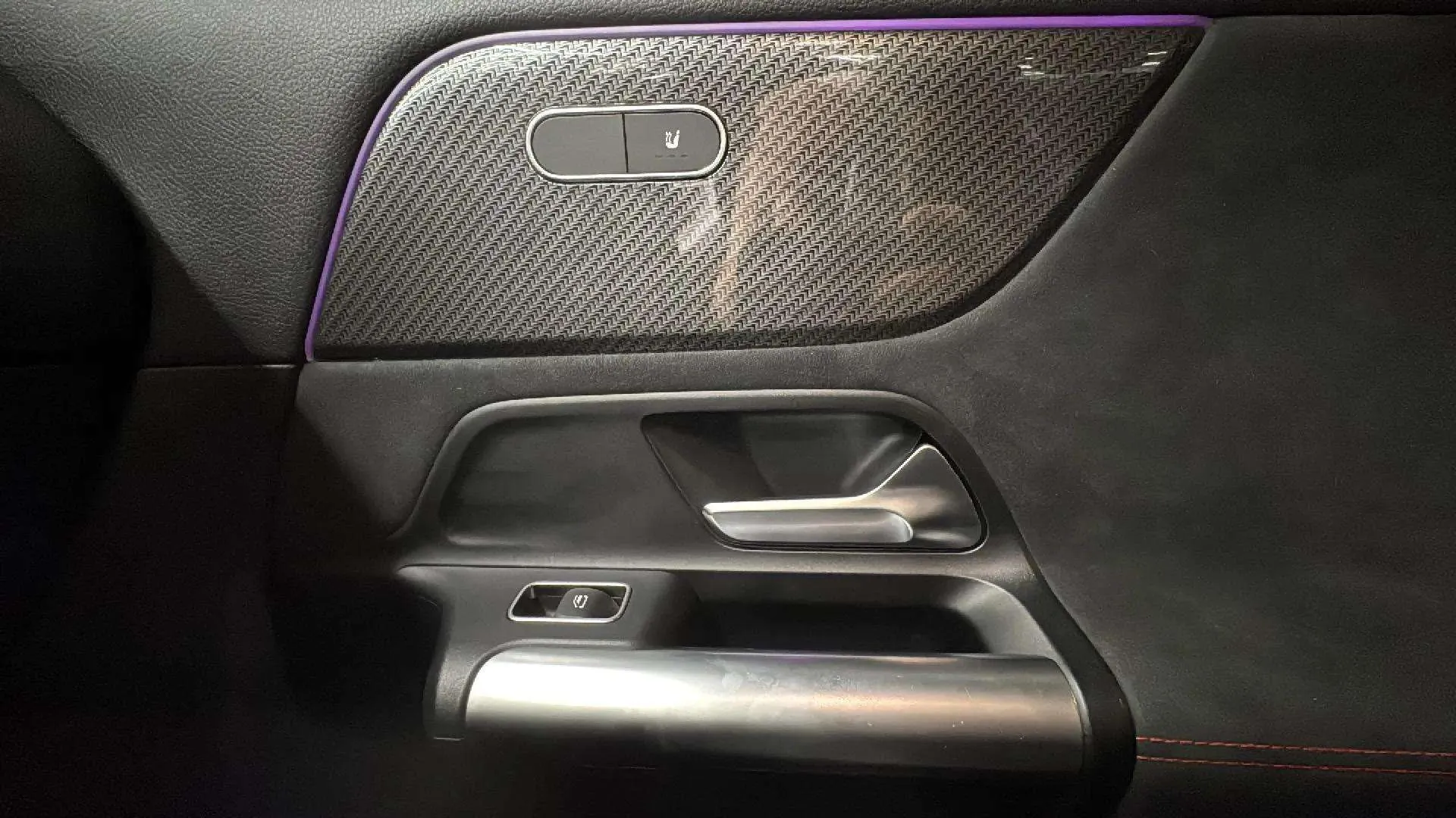 Mercedes-Benz GLA 200 D - foto 20