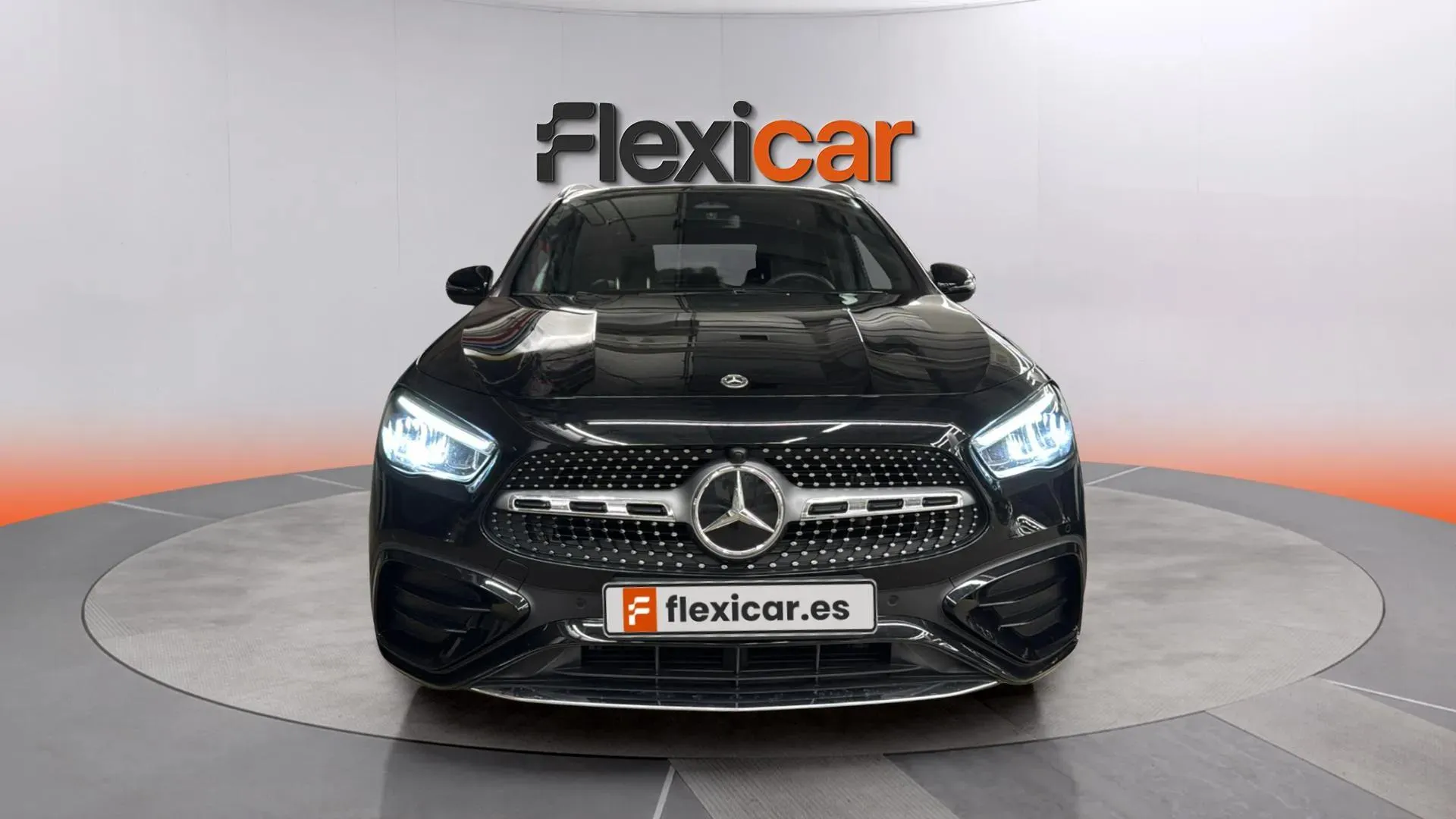 Mercedes-Benz GLA 200 D - foto 8