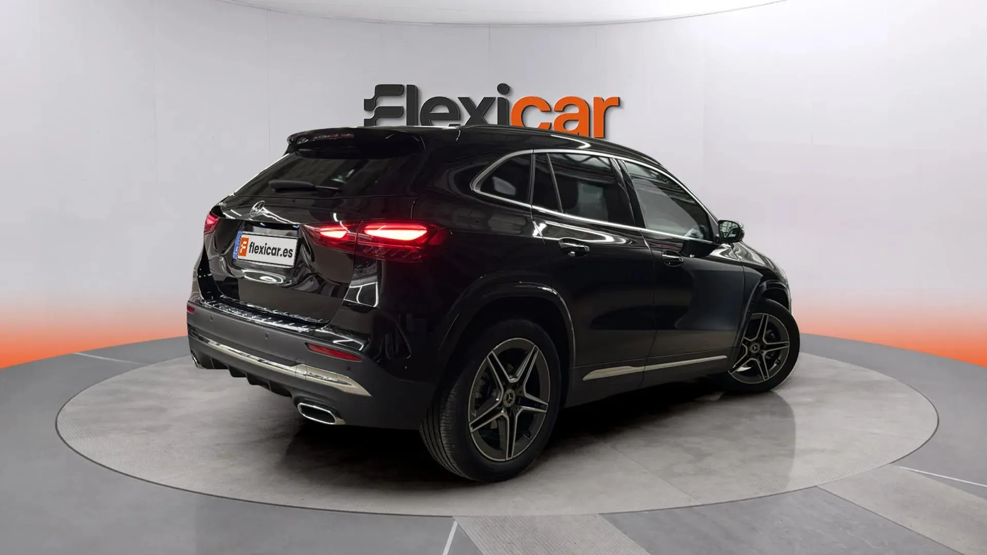 Mercedes-Benz GLA 200 D - foto 3