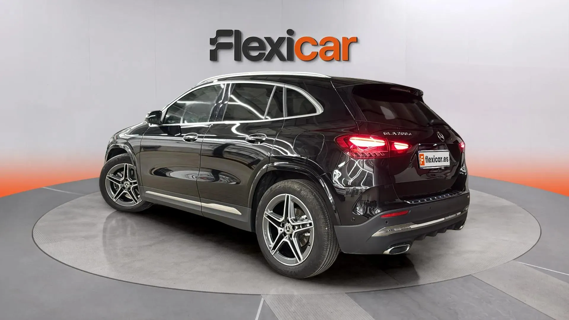 Mercedes-Benz GLA 200 D - foto 5