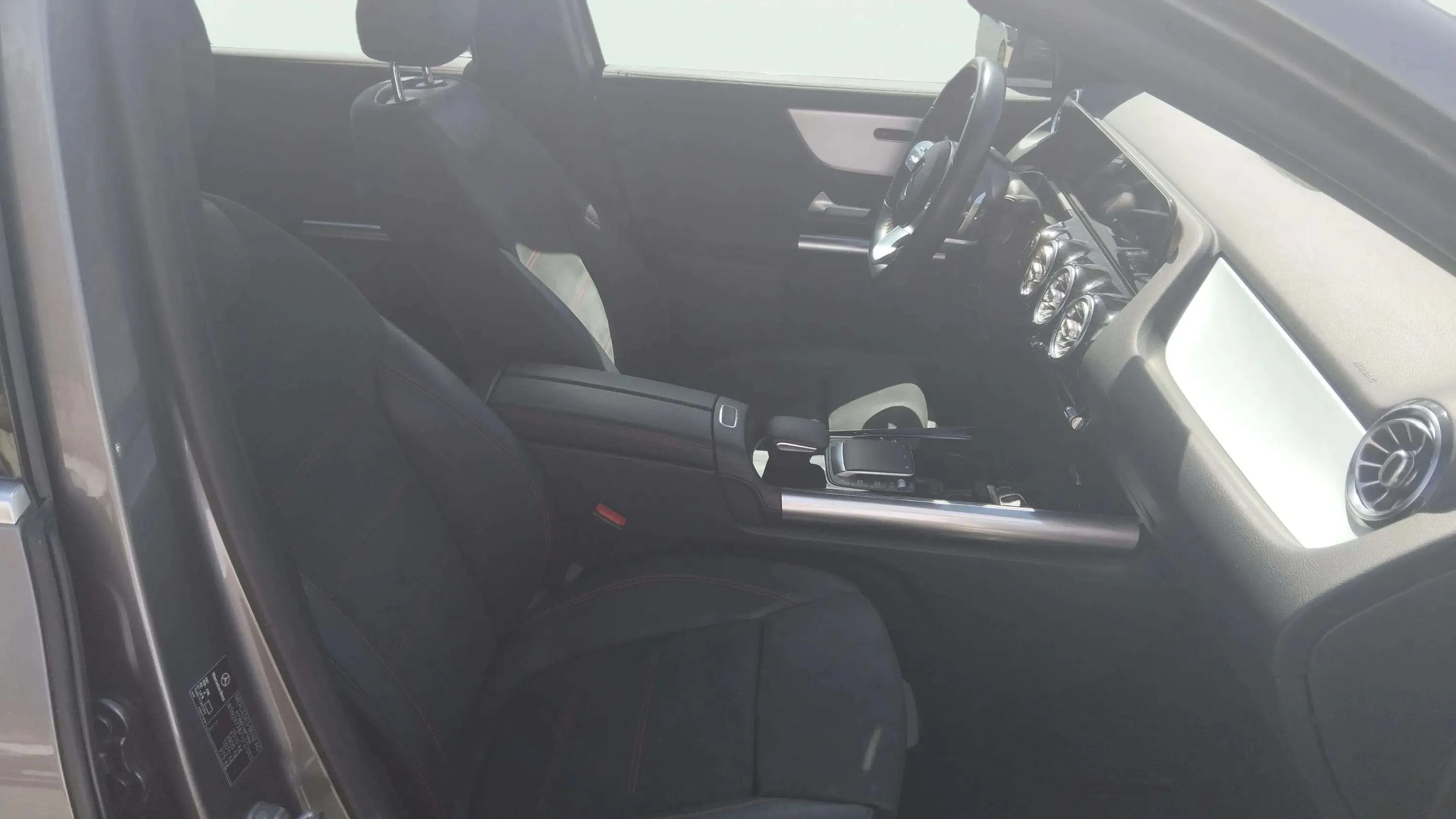 Mercedes-Benz GLA 200 - foto 14
