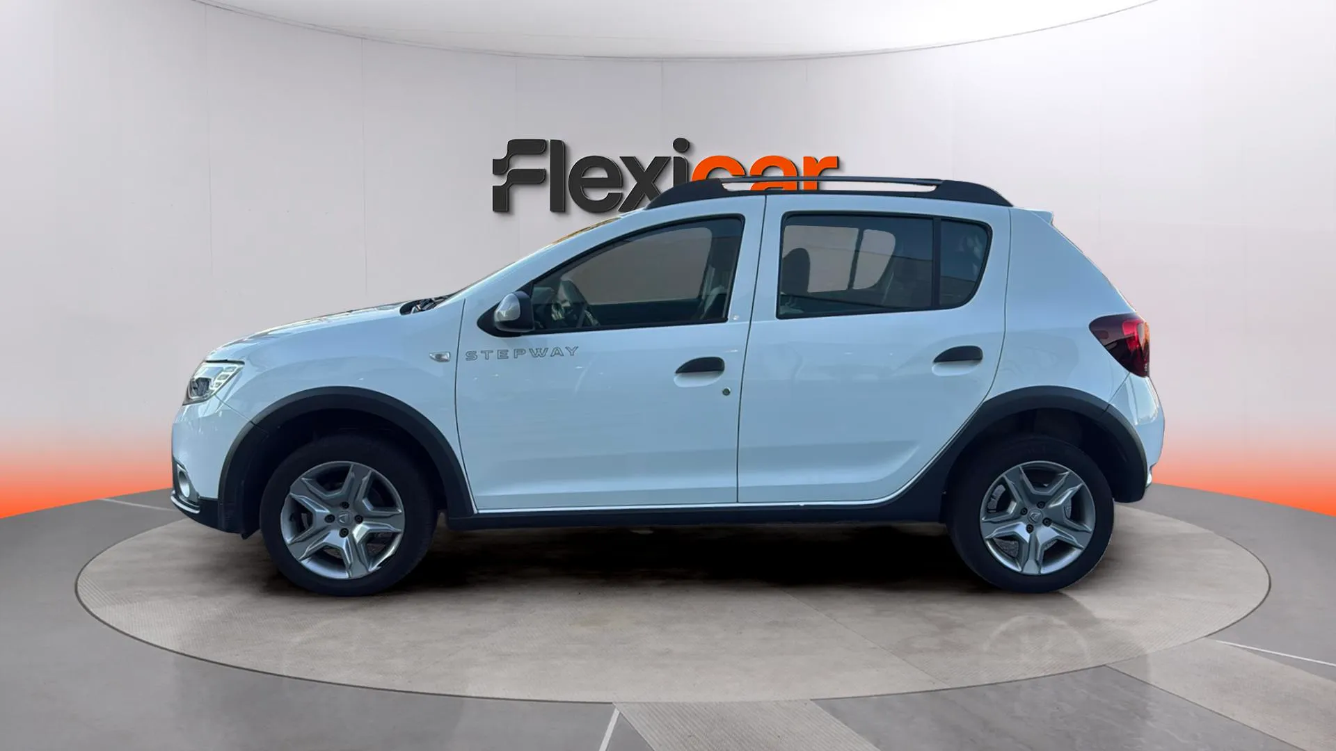 Dacia Sandero Access 1.0 18 - foto 4