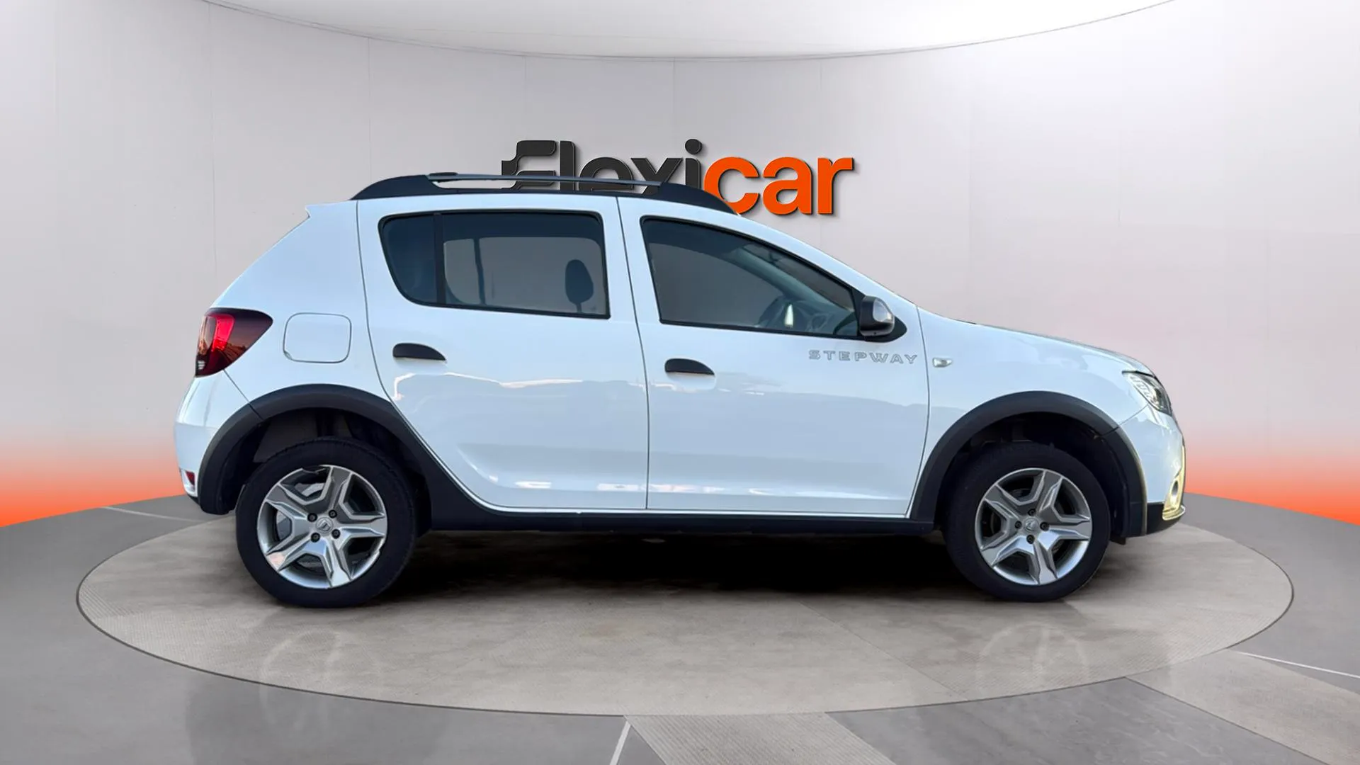 Dacia Sandero Access 1.0 18 - foto 8