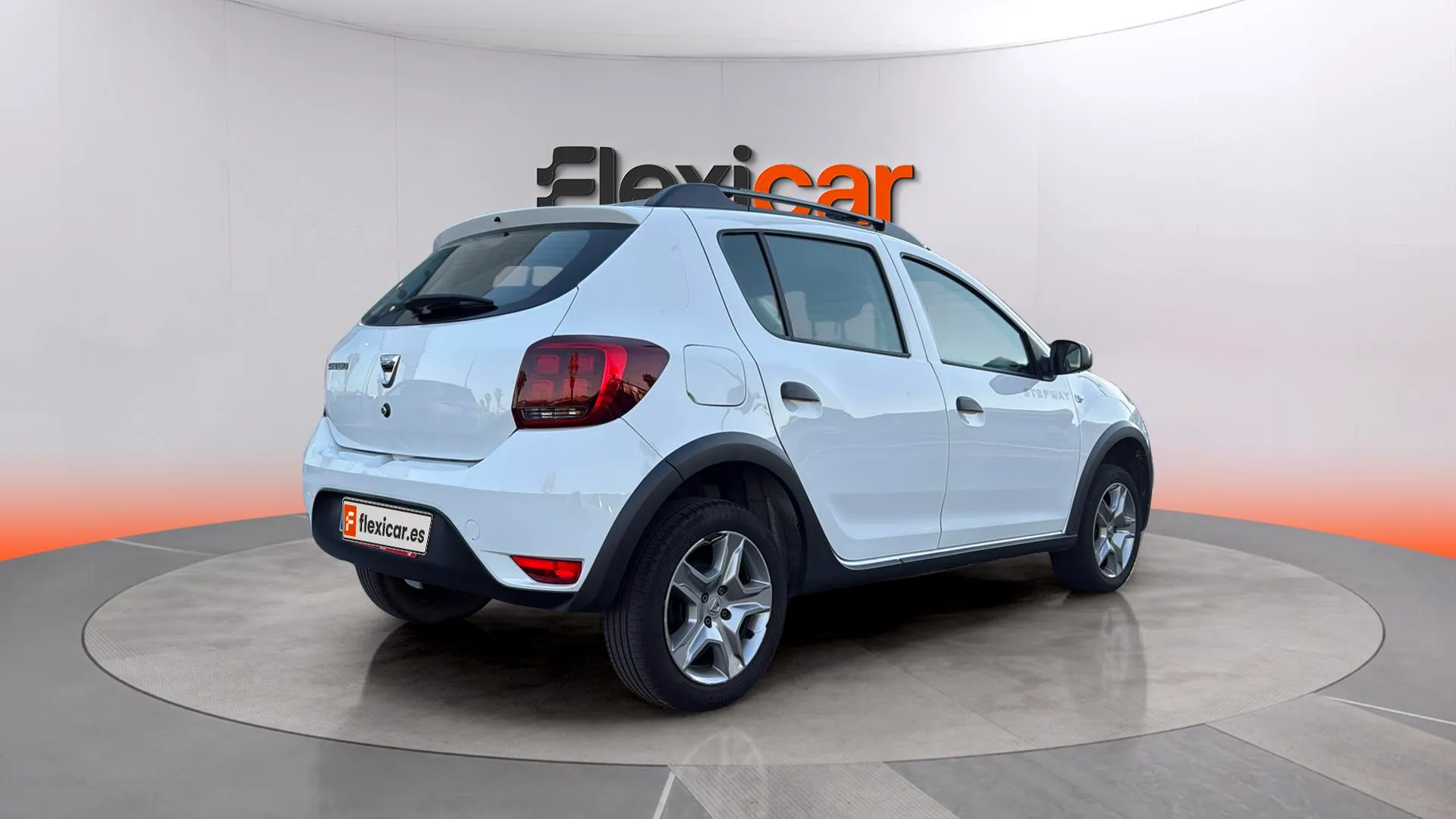 Dacia Sandero Access 1.0 18 - foto 7