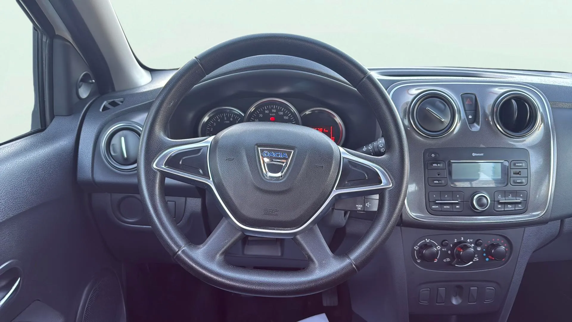 Dacia Sandero Access 1.0 18 - foto 12