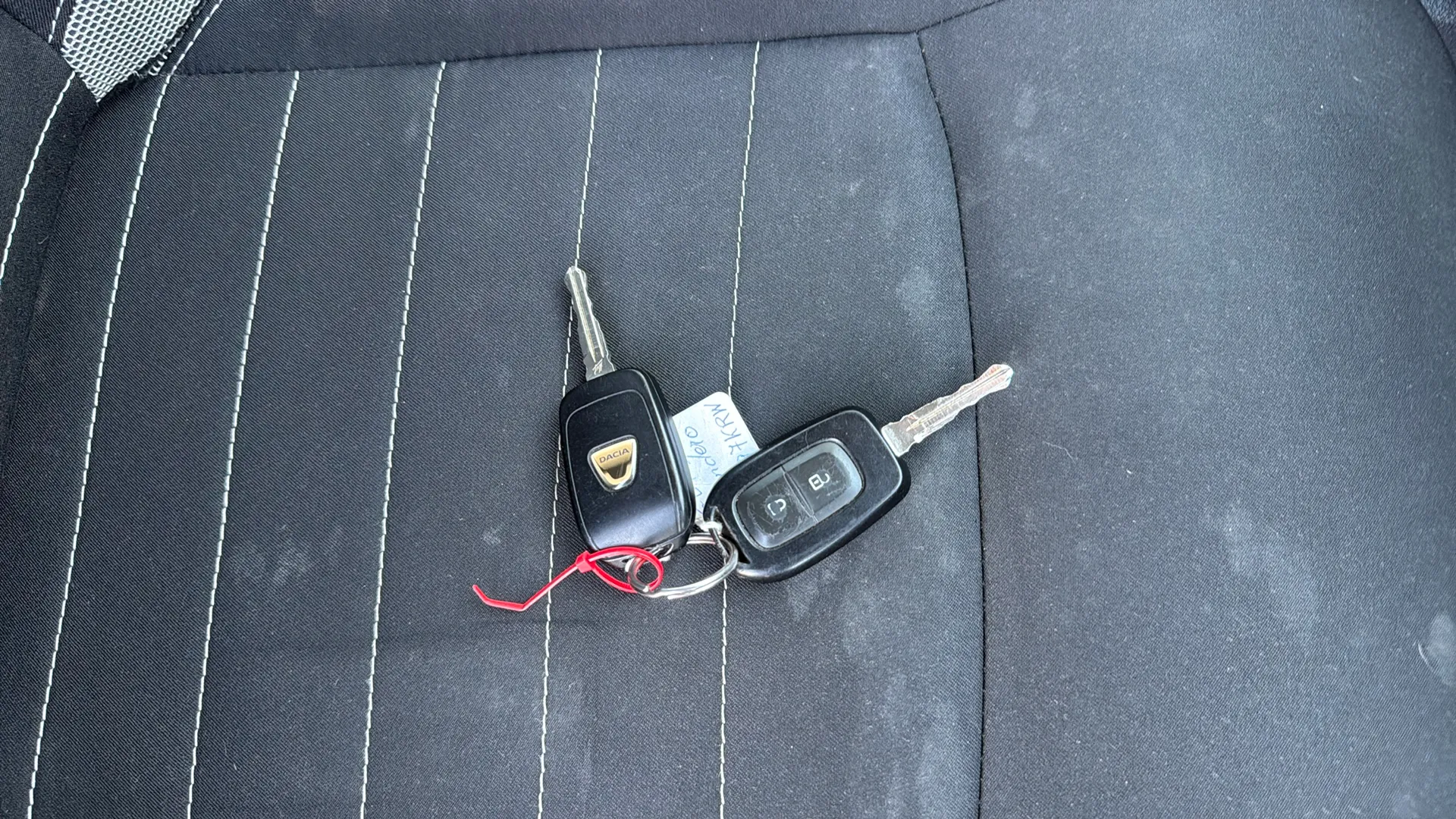Dacia Sandero Access 1.0 18 - foto 15