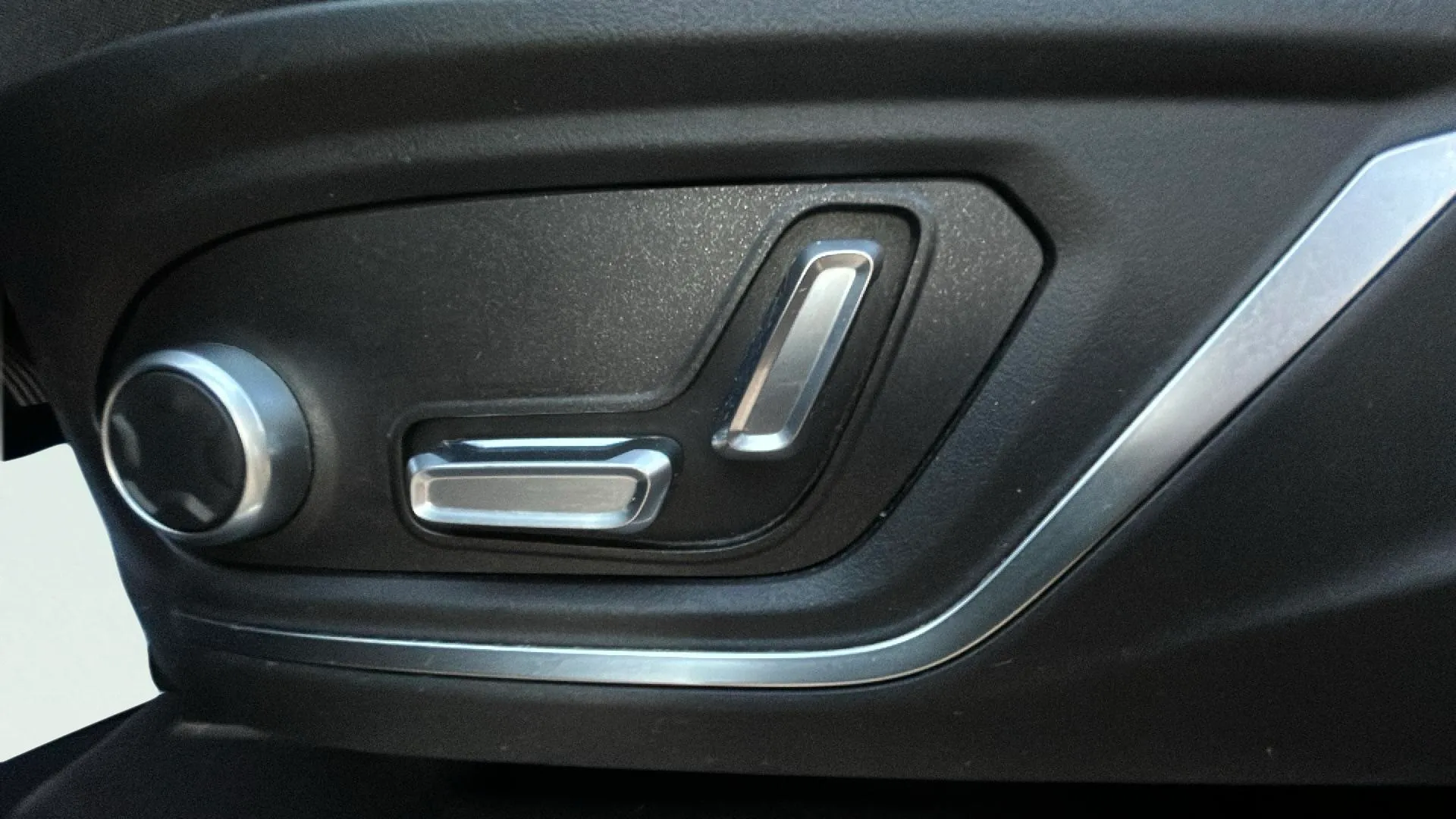 Lynk & Co 01 1.5 PHEV - foto 25