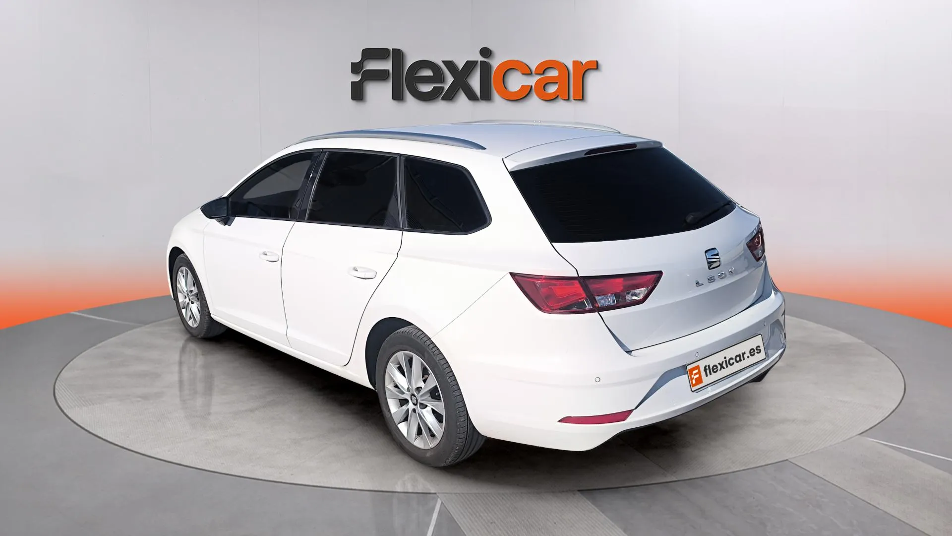 SEAT León ST 1.6 TDI Style Ad Nav - foto 4