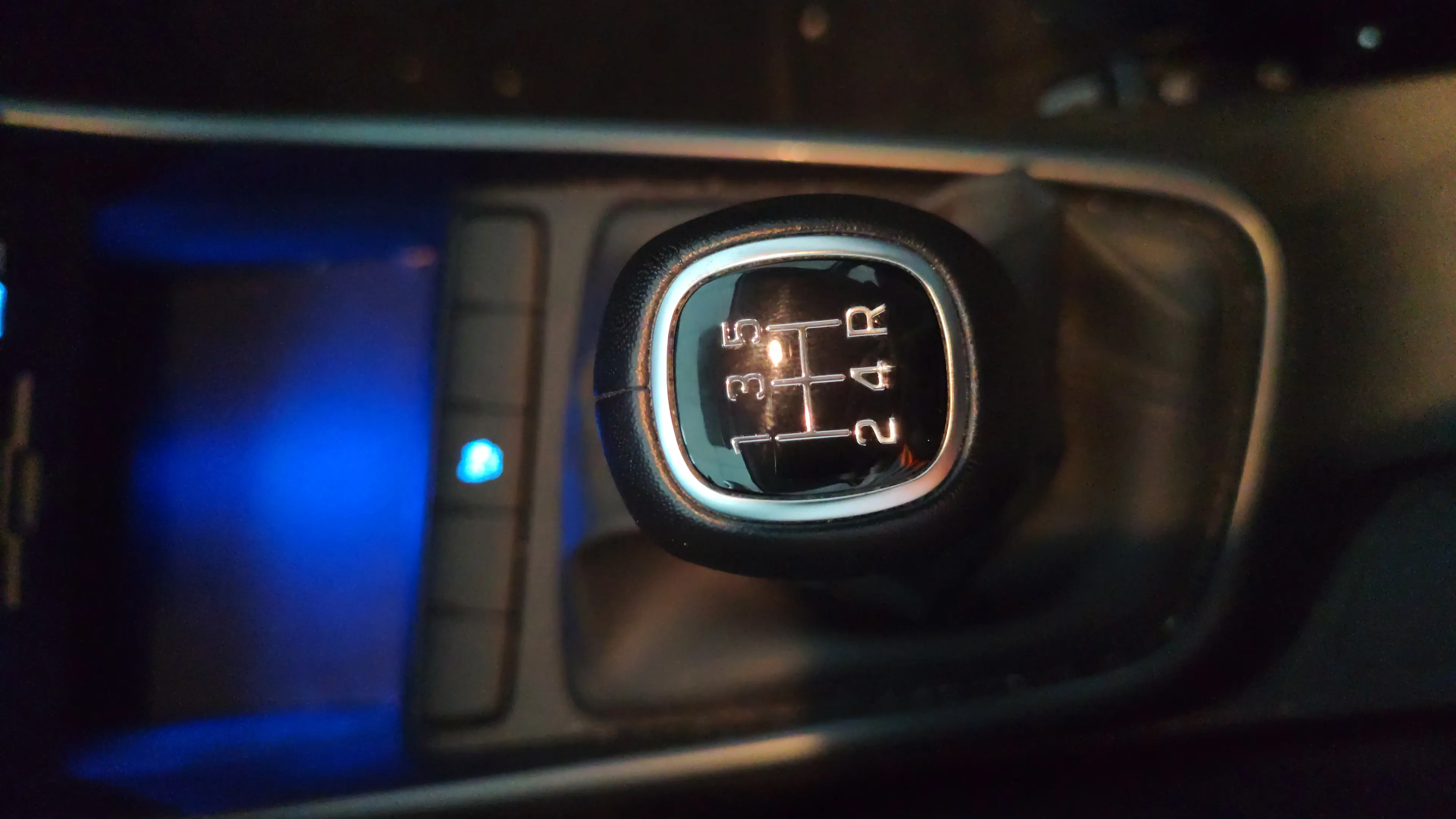 Hyundai Bayon 1.2 MPI Essence - foto 10