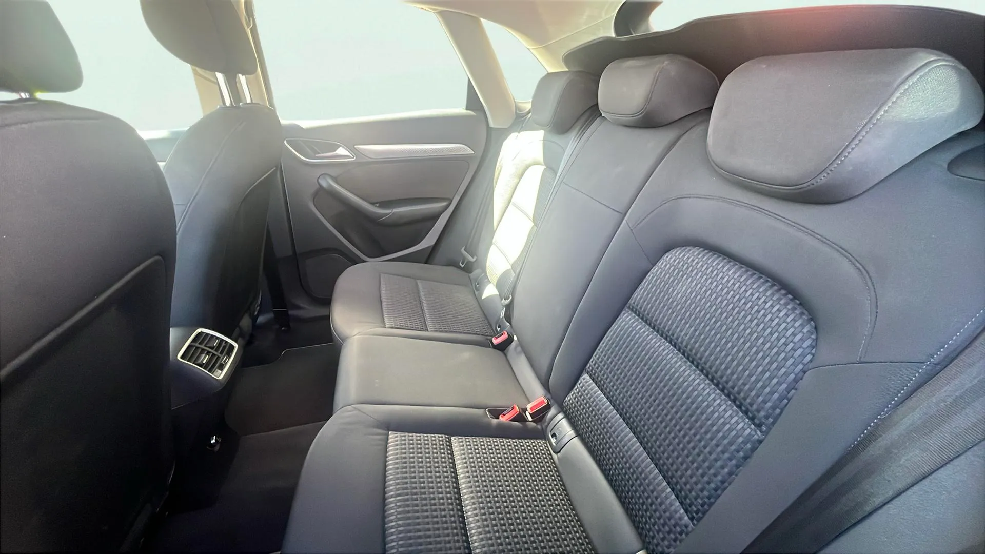 Audi Q3 2.0 TFSI quattro S tronic - foto 11