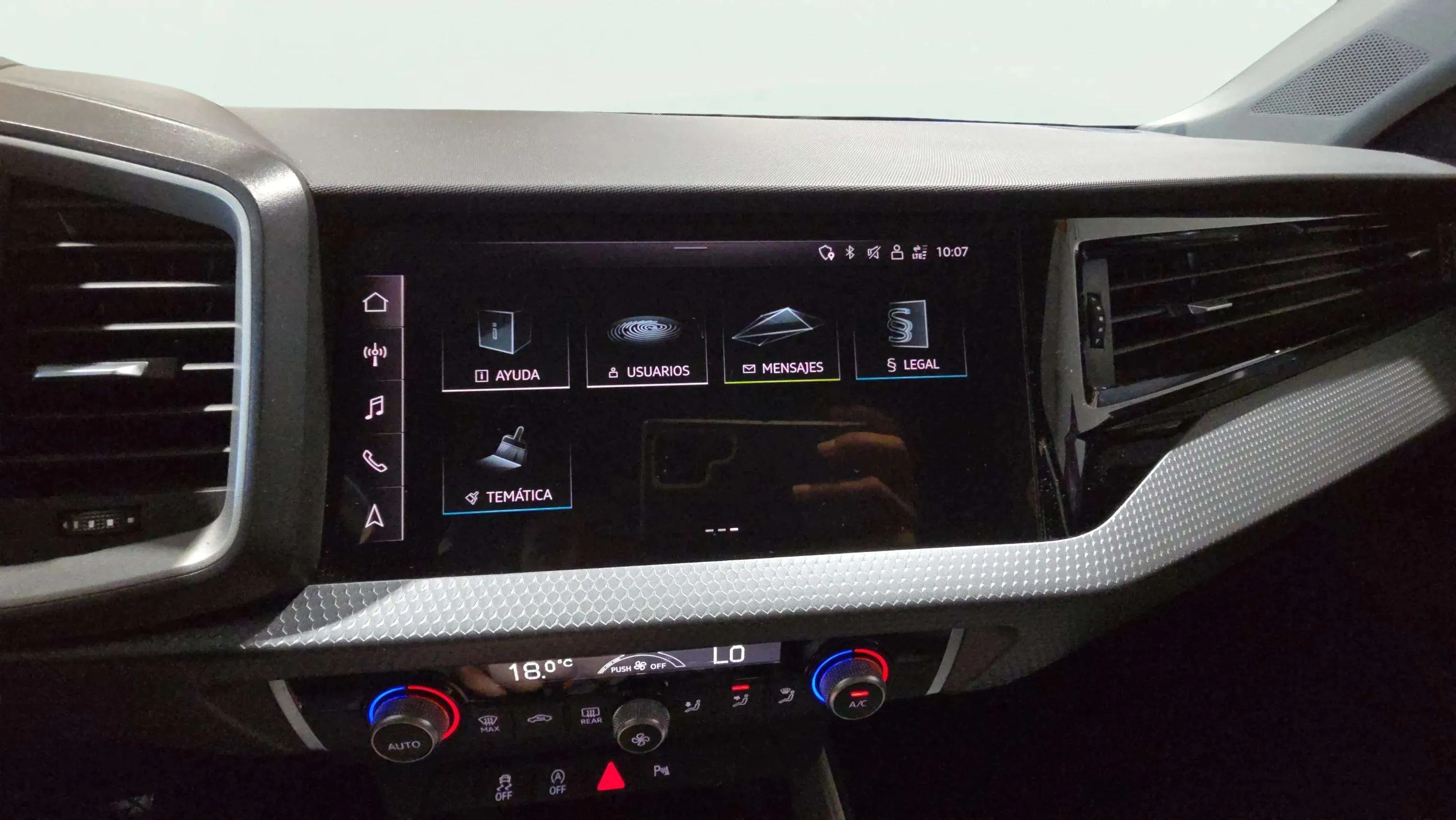 Audi A1 Sportback Adrenalin 30 TFSI - foto 16