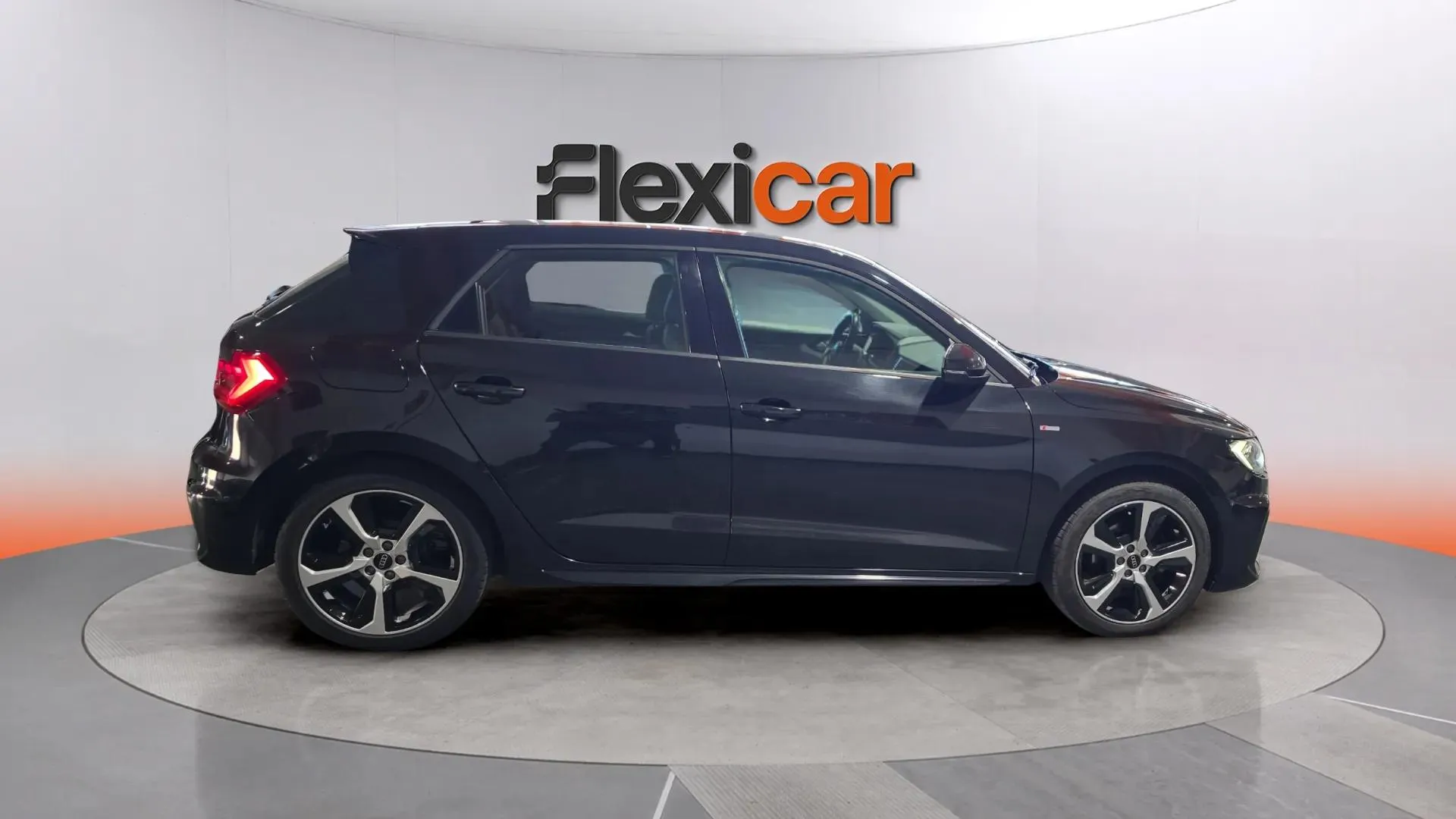 Audi A1 Sportback Adrenalin 30 TFSI - foto 8