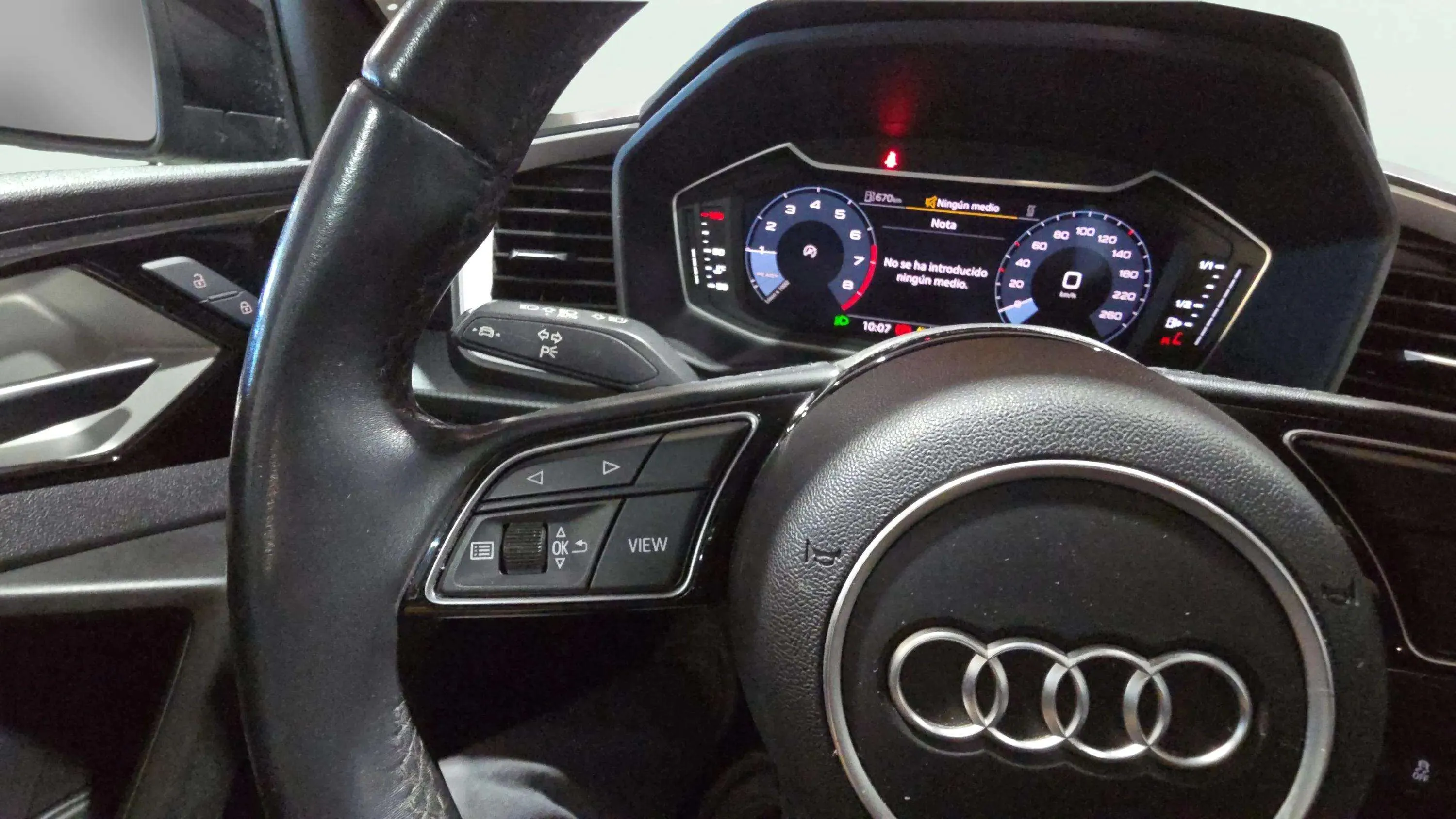 Audi A1 Sportback Adrenalin 30 TFSI - foto 24