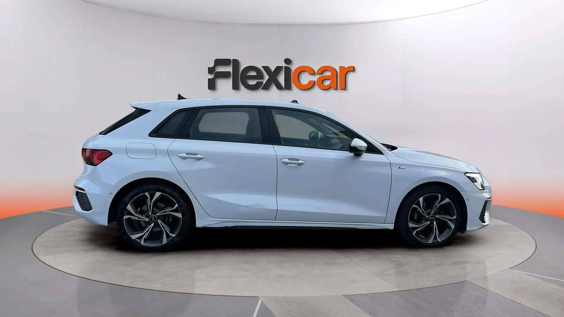 Audi A3 Sportback S line 35 TFSI S tronic - foto 8