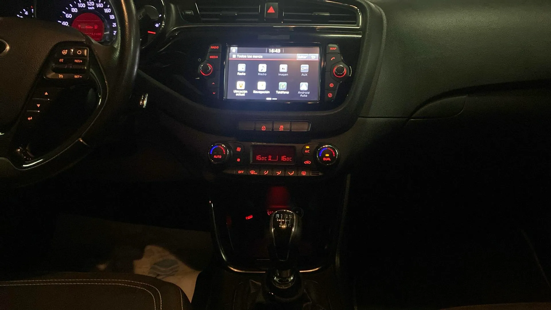 Kia Ceed 1.6 CRDi VGT x-Tech17 - foto 26