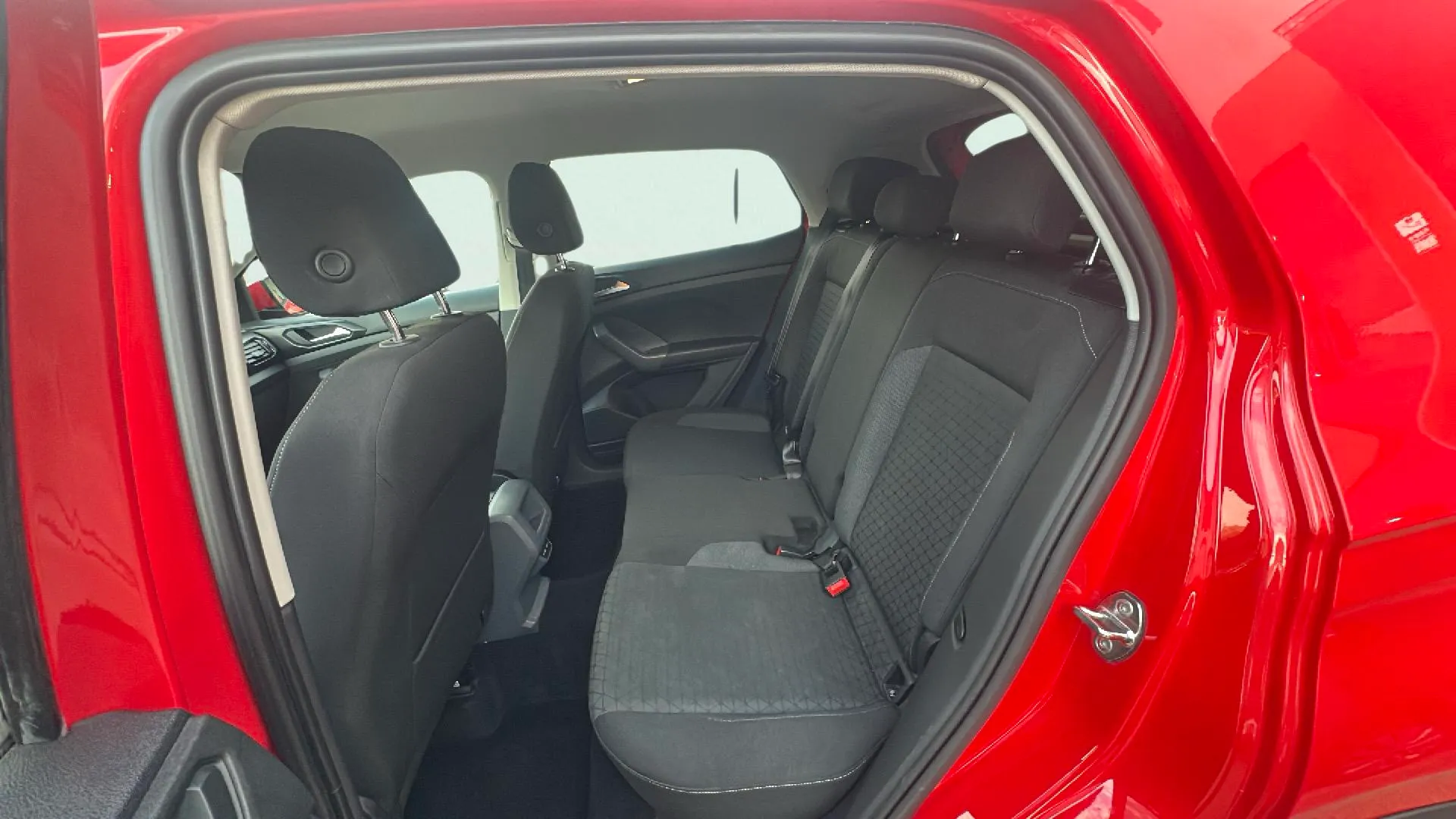 Volkswagen T-Cross Sport 1.0 TSI DSG - foto 13