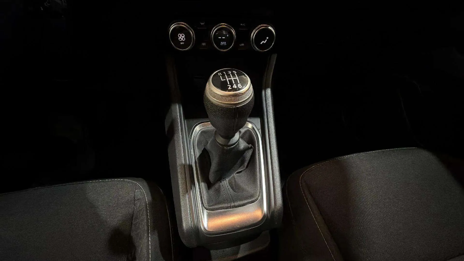 Mitsubishi ASX 100T Motion - foto 16