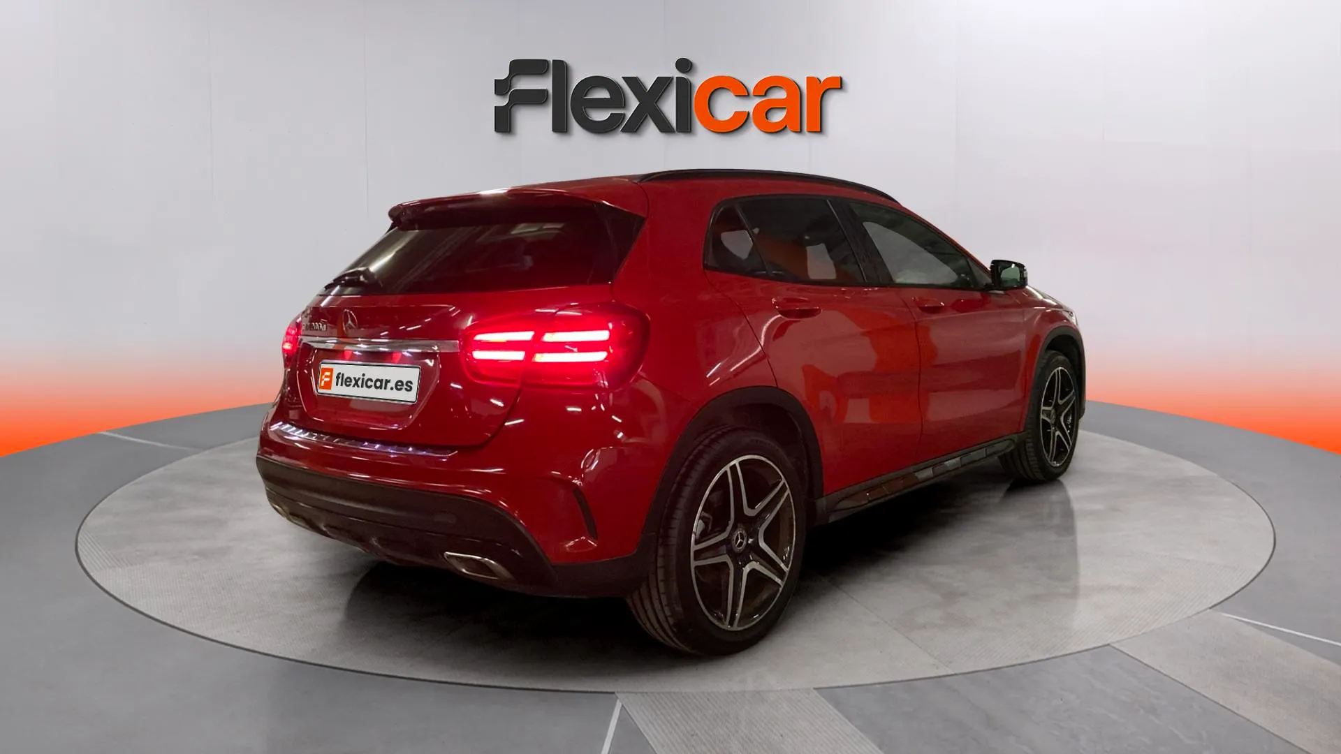 Mercedes-Benz GLA 200 d - foto 7
