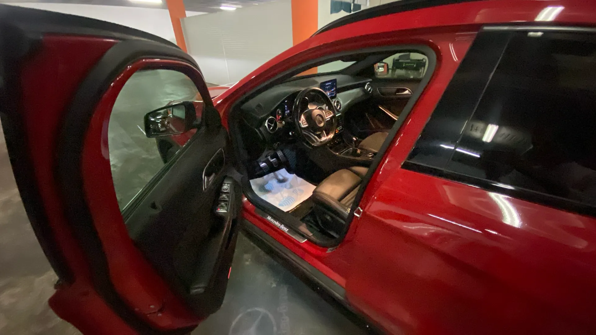 Mercedes-Benz GLA 200 d - foto 10