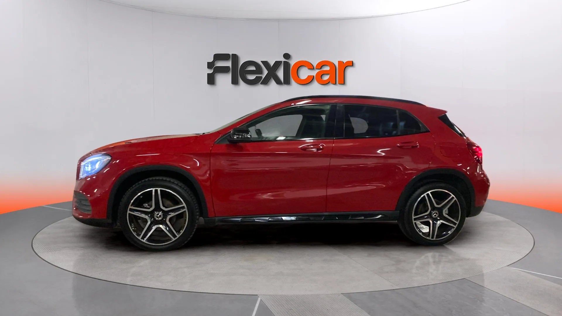 Mercedes-Benz GLA 200 d - foto 4