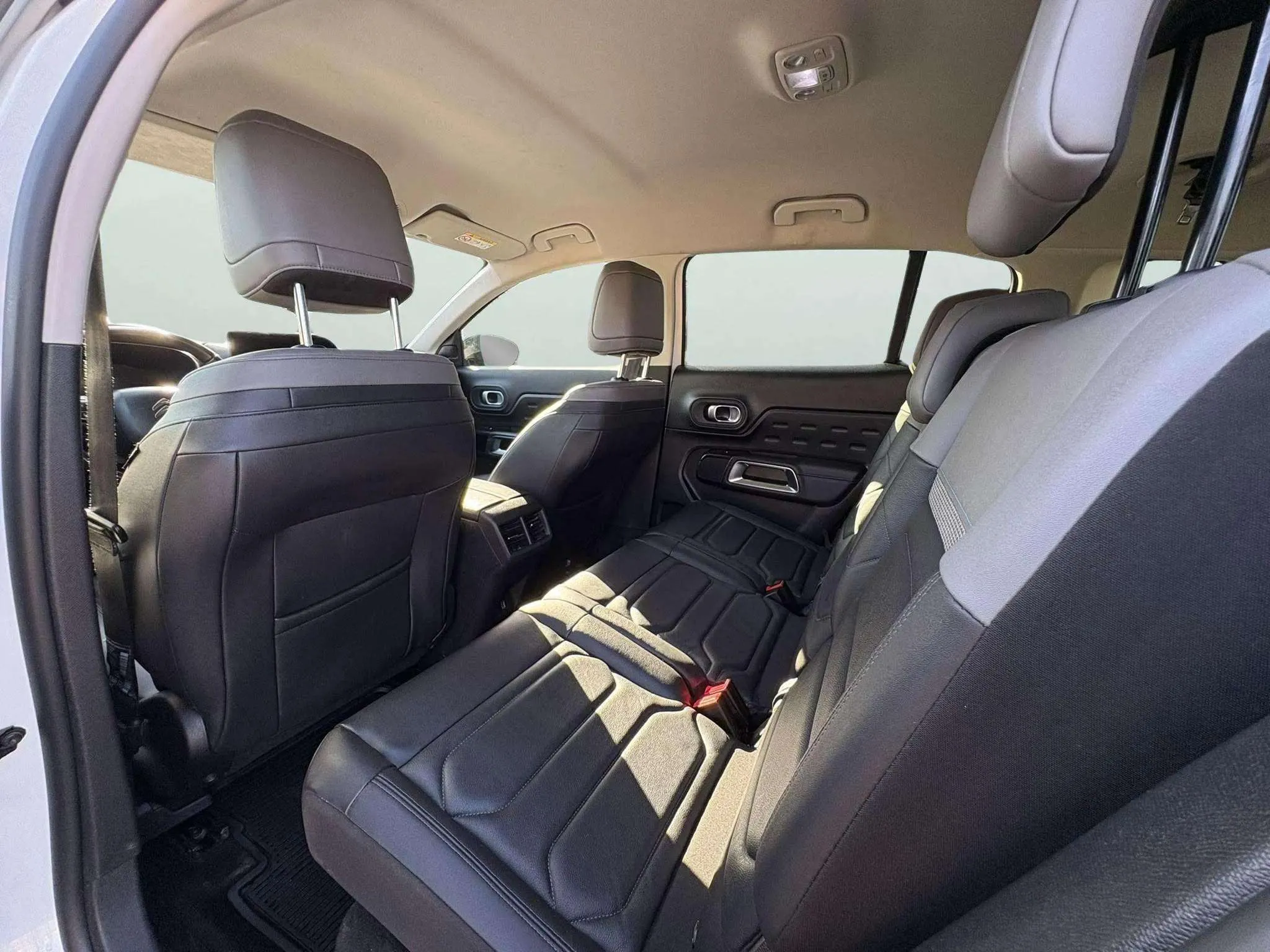 Citroën C5 Aircross 225 e-EAT8 Shine Pack - foto 17