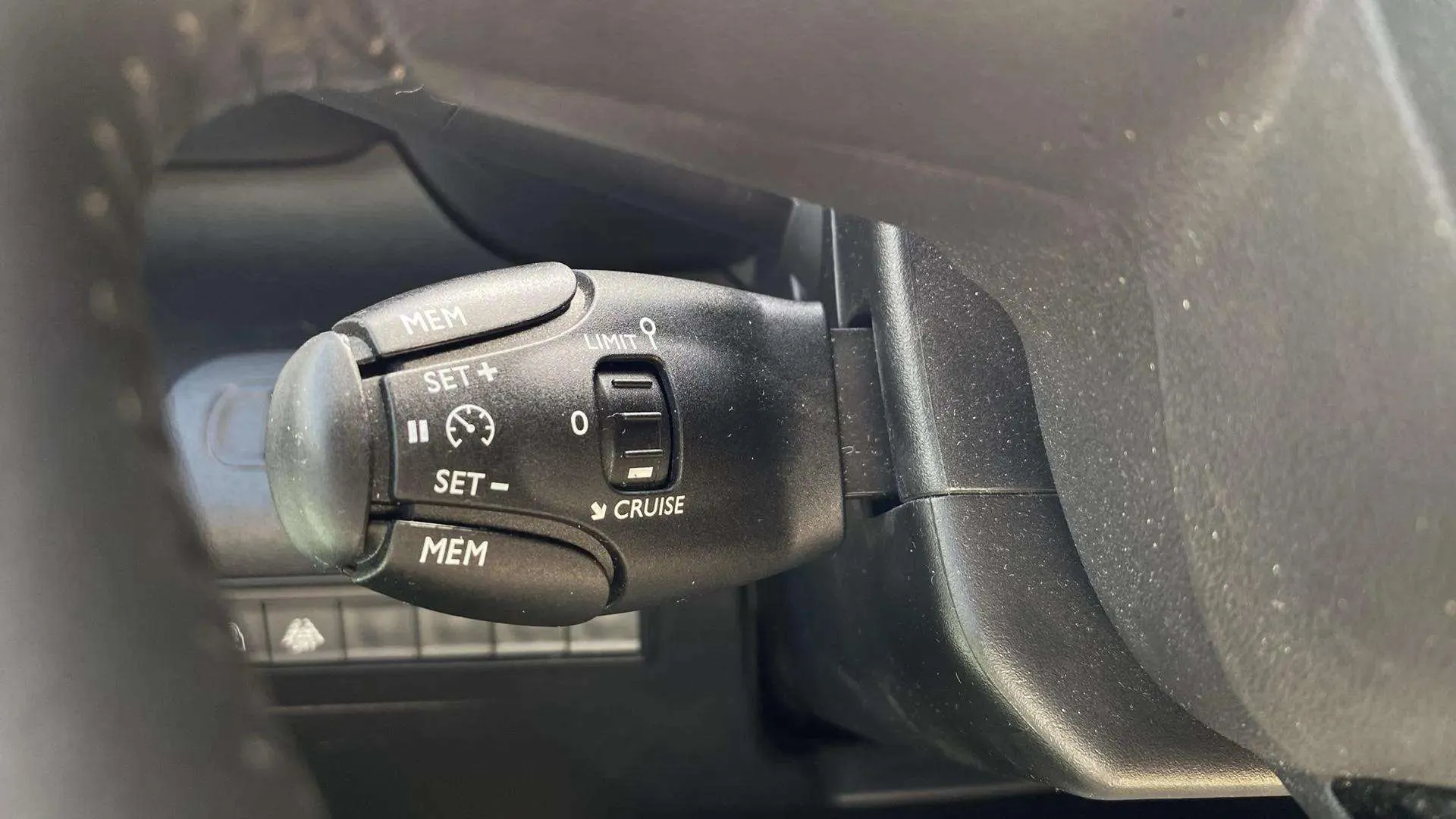 Citroën Berlingo Talla XL BlueHDi 130 Shine 7 plazas - foto 17