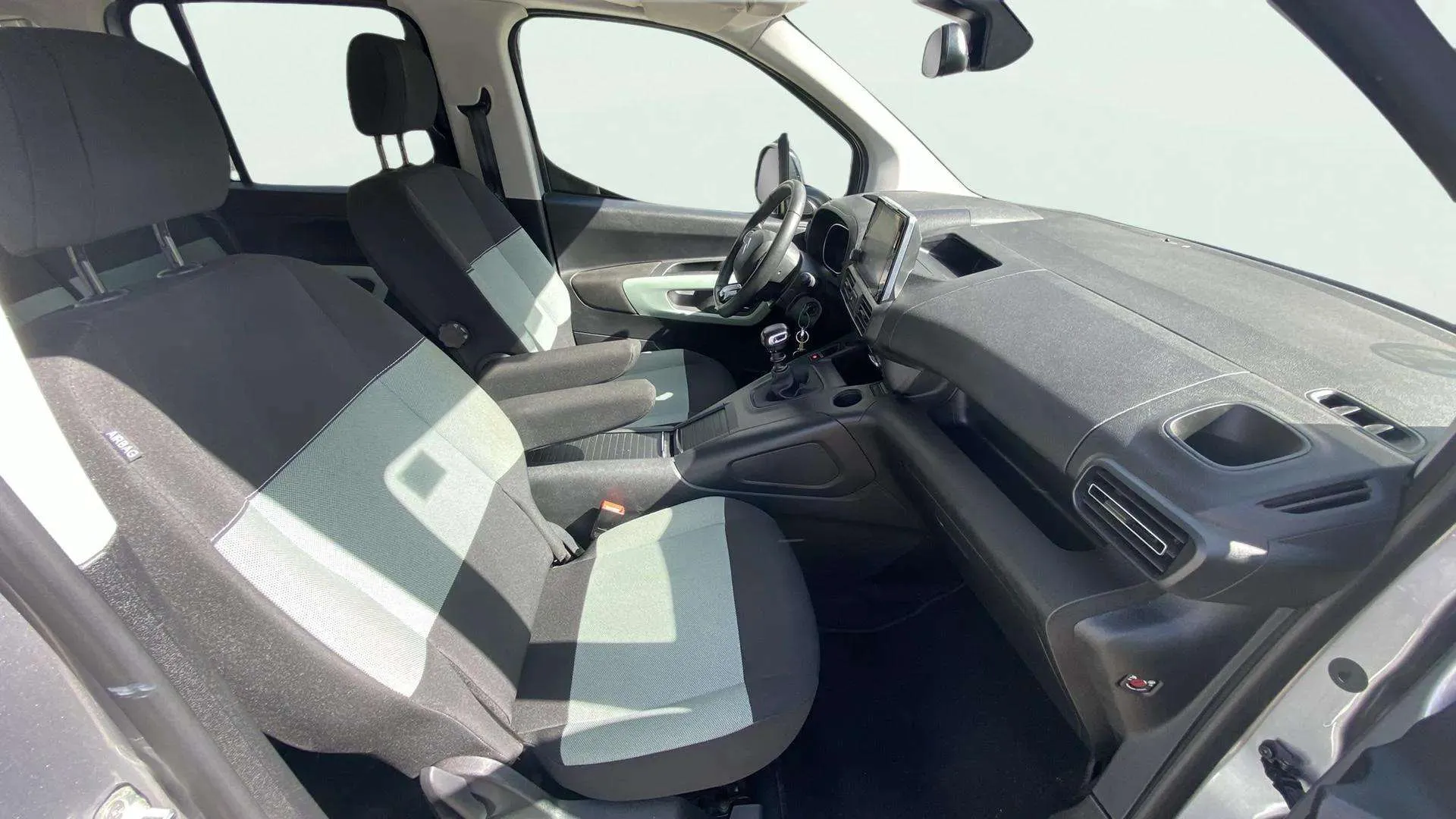 Citroën Berlingo Talla XL BlueHDi 130 Shine 7 plazas - foto 19