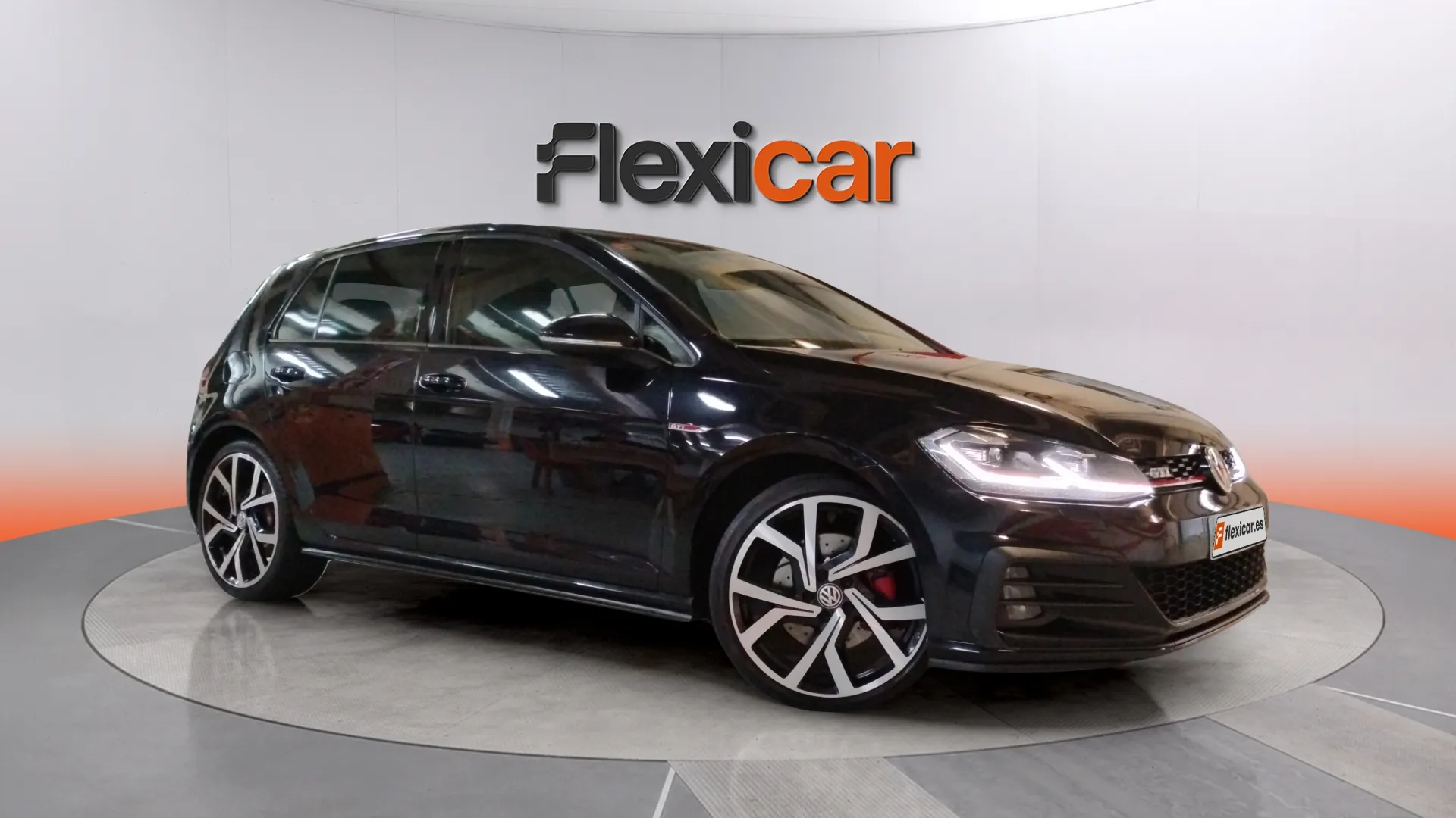Volkswagen Golf GTI 2.0 TSI DSG