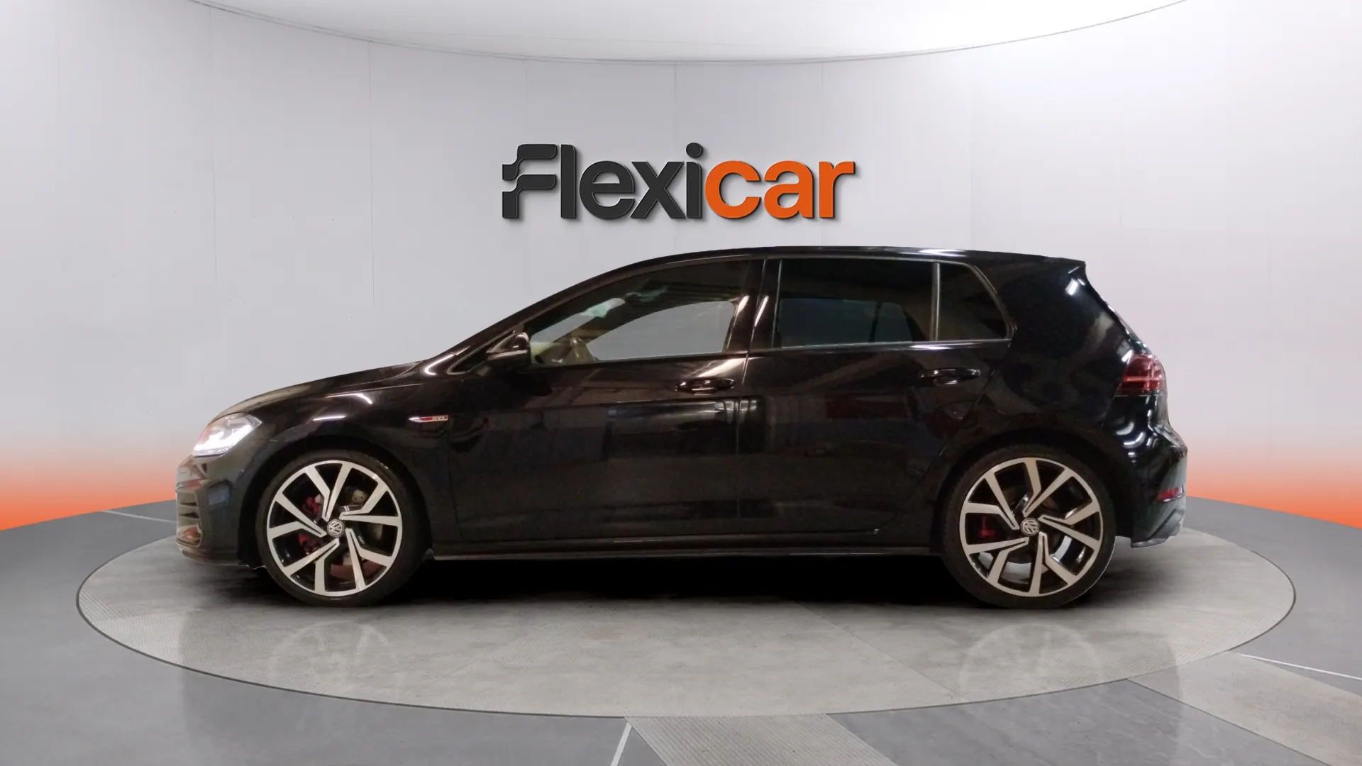 Volkswagen Golf GTI 2.0 TSI DSG - foto 6