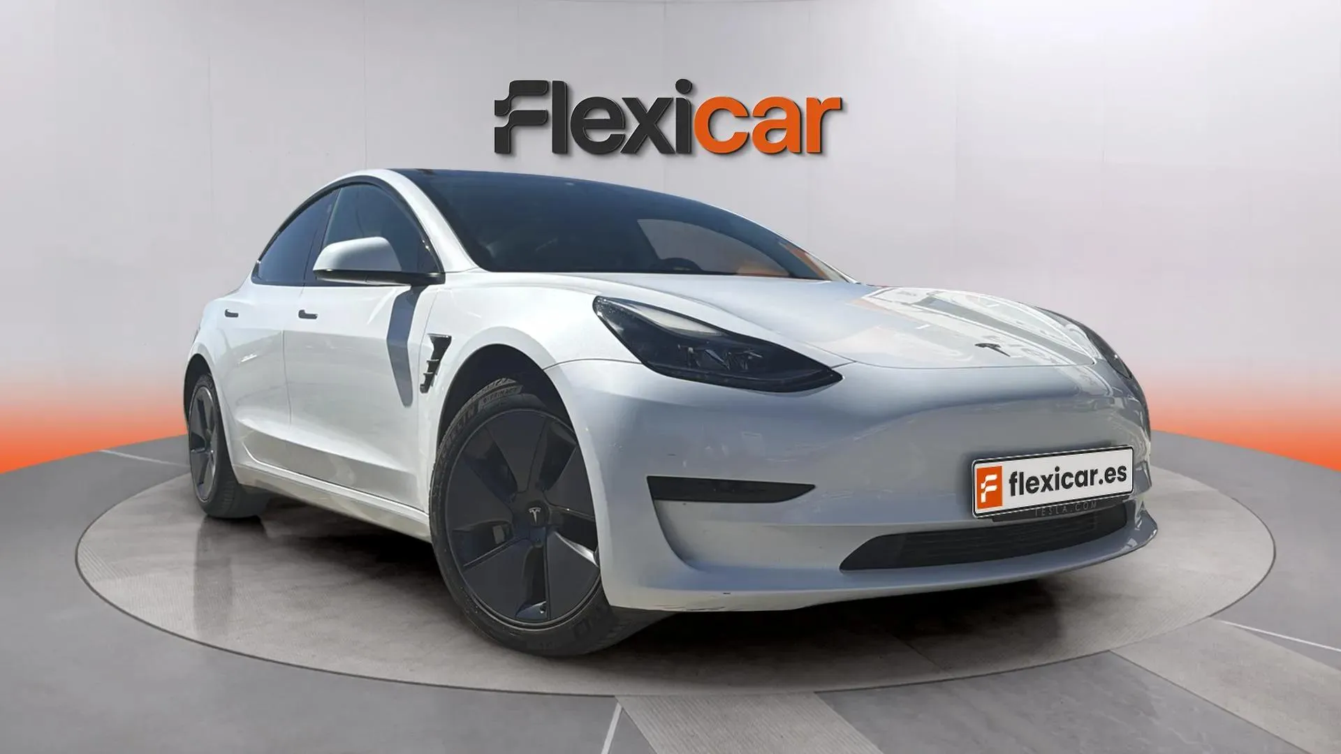 Tesla Model 3 RWD