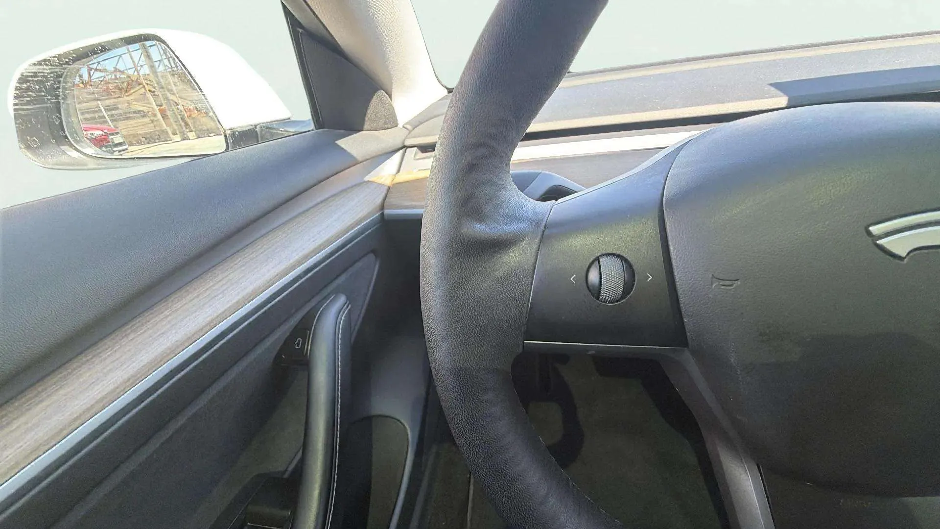 Tesla Model 3 RWD - foto 13