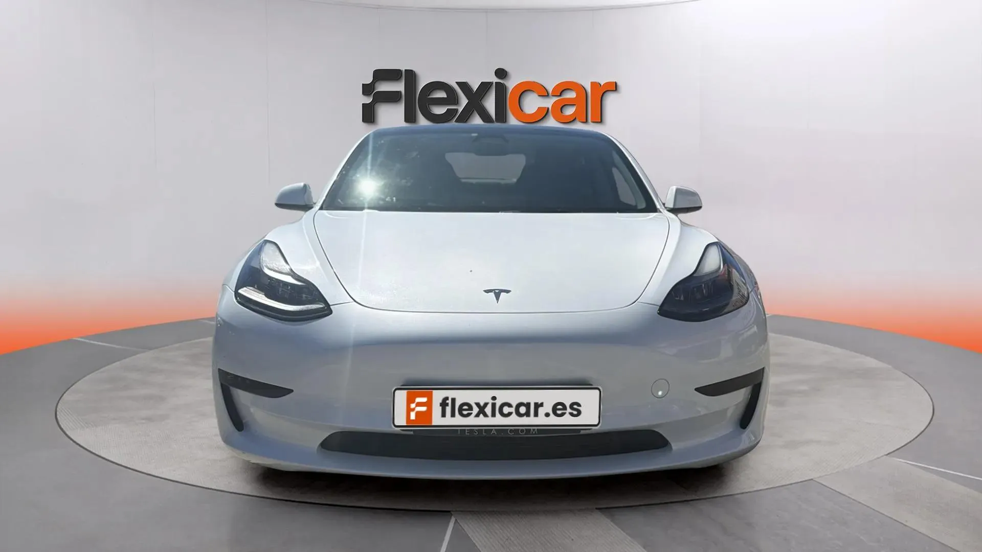 Tesla Model 3 RWD - foto 2