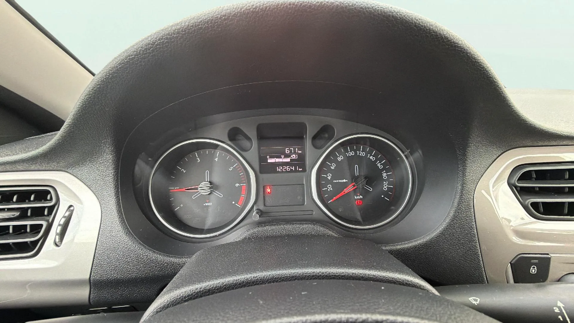 Citroën C-Elysée BlueHDi Shine - foto 8