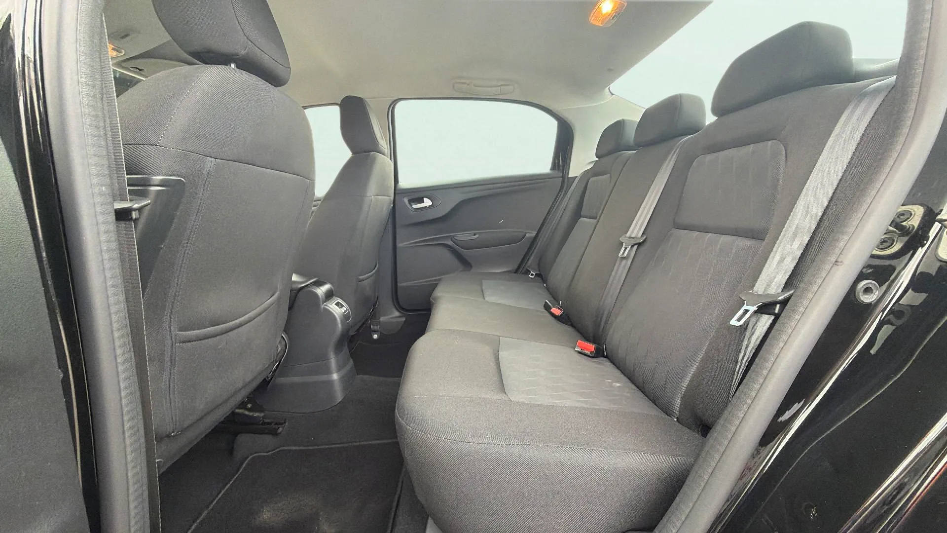Citroën C-Elysée BlueHDi Shine - foto 10