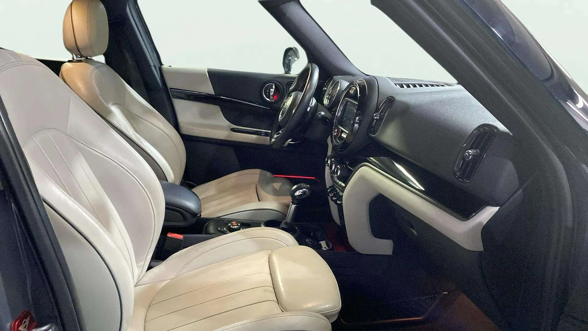 MINI Countryman John Cooper Works ALL4 - foto 9