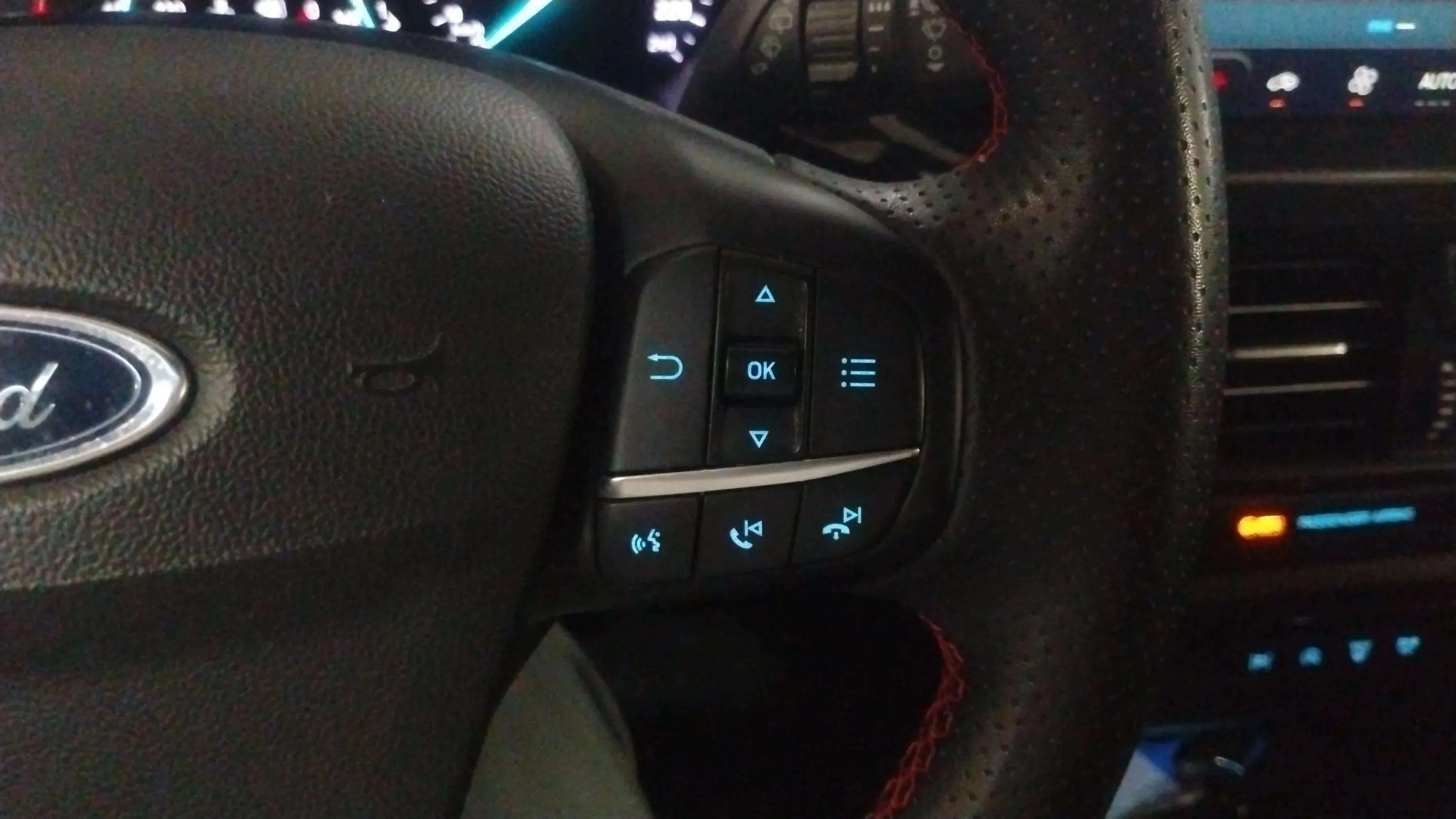 Ford Focus 1.0 Ecob. MHEV Active Design SIP - foto 23