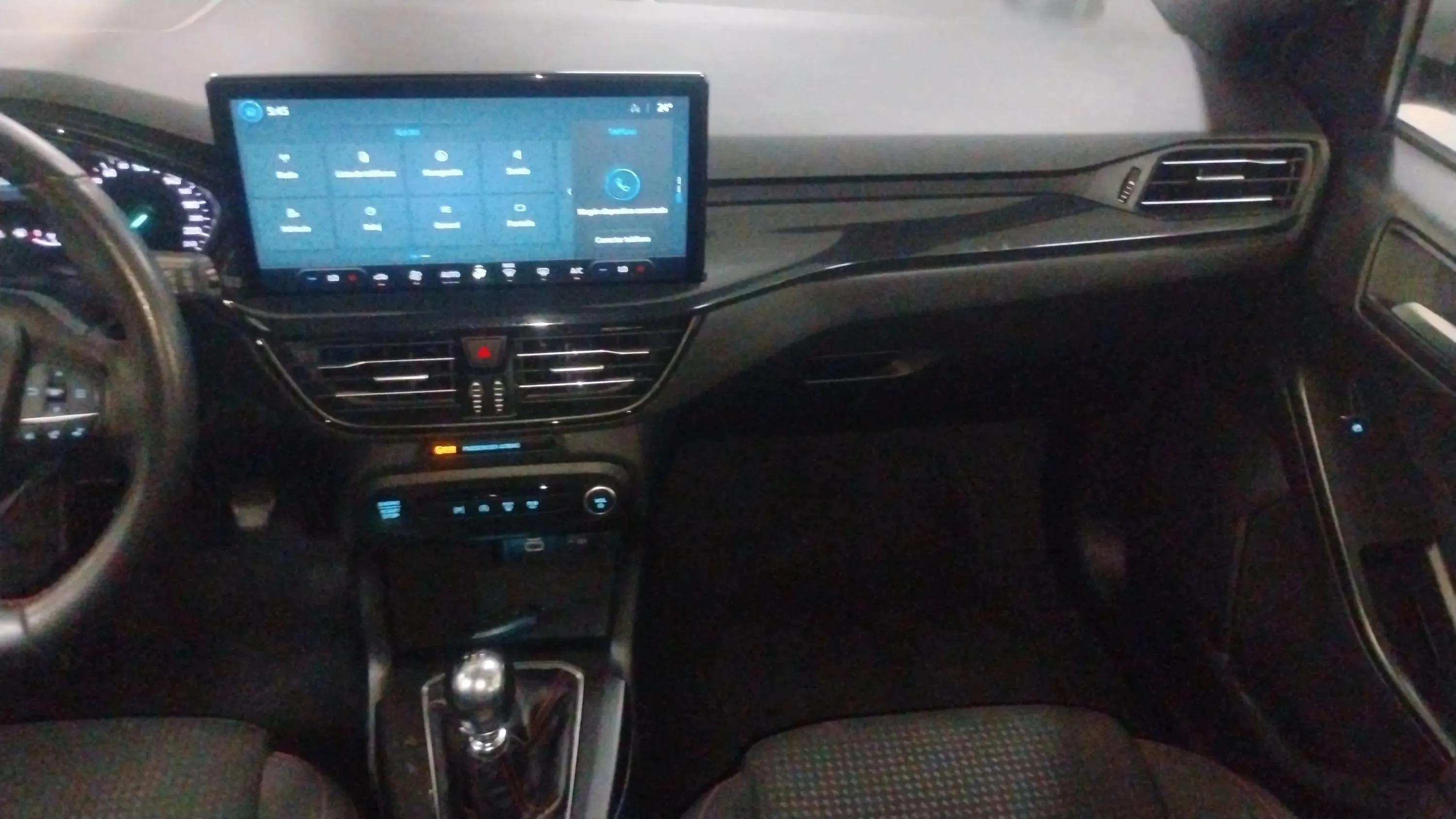 Ford Focus 1.0 Ecob. MHEV Active Design SIP - foto 11