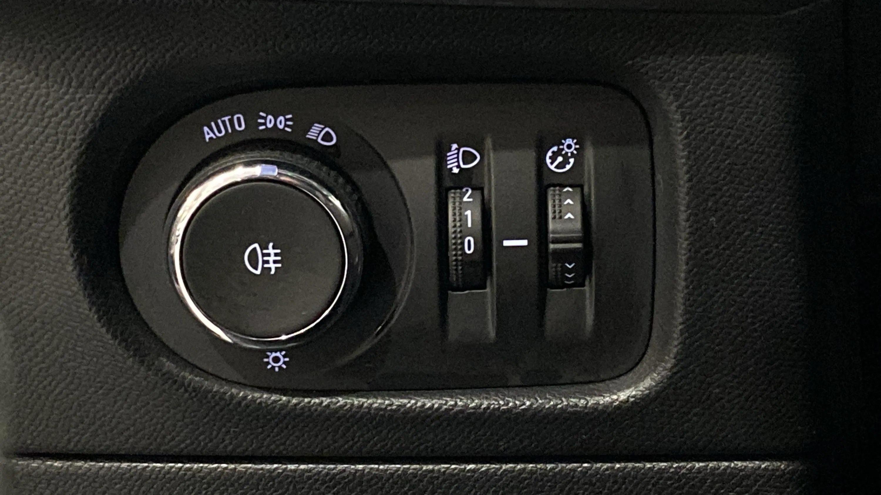 Opel Mokka BEV 50kWh Edition - foto 17