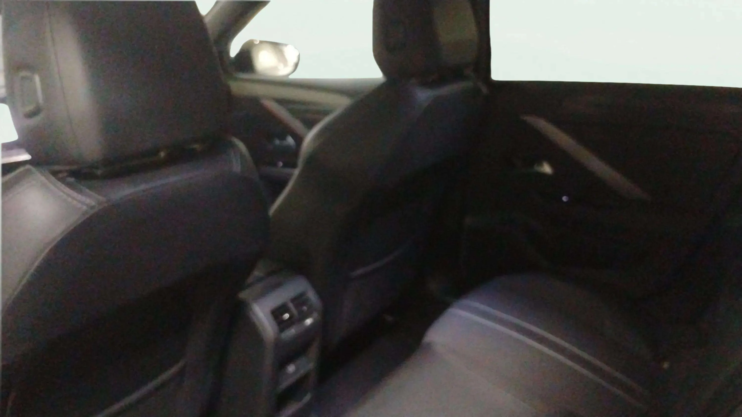 Opel Astra 1.2T XHT GS - foto 12