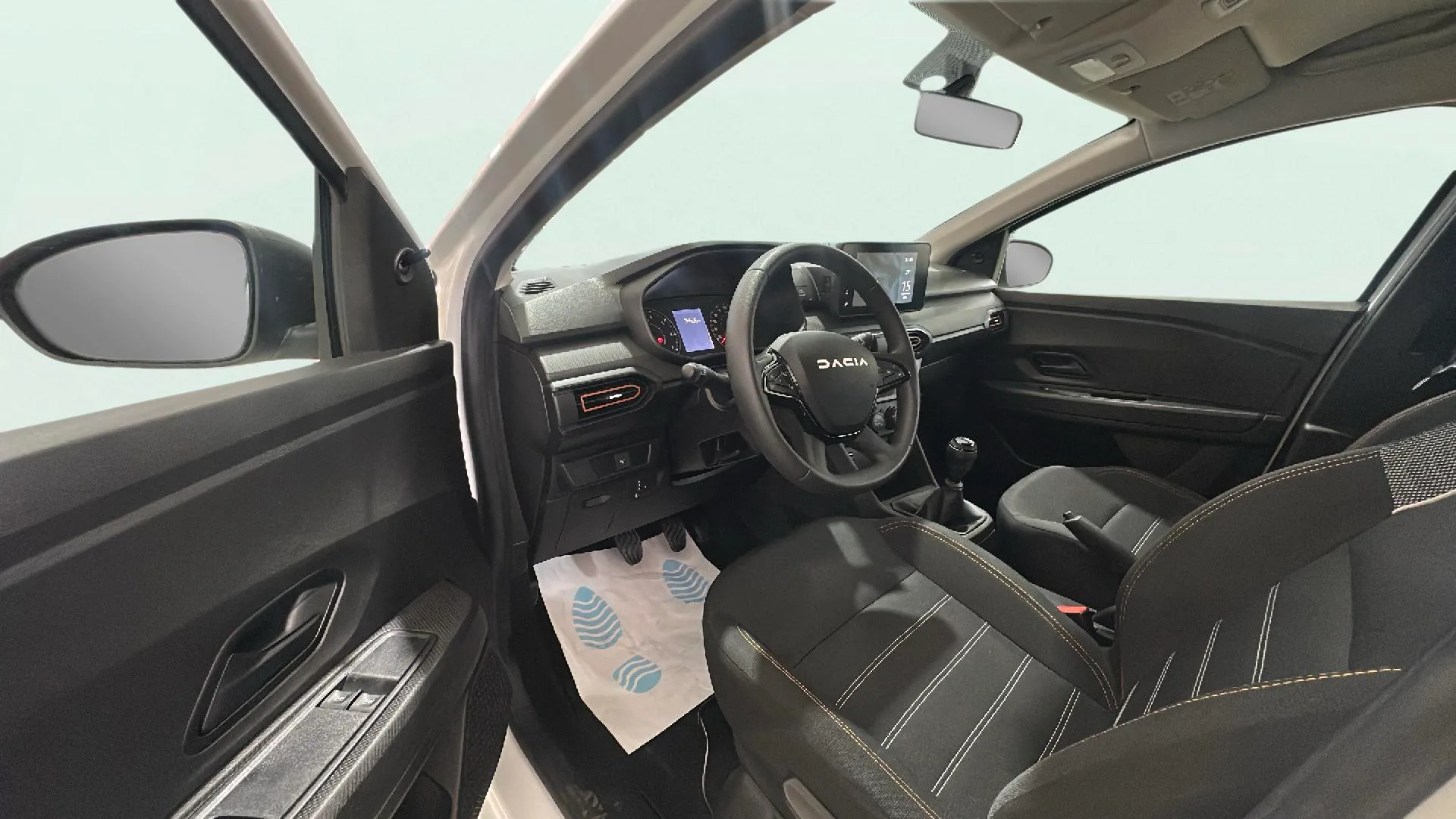 Dacia Sandero Essential TCe - foto 9