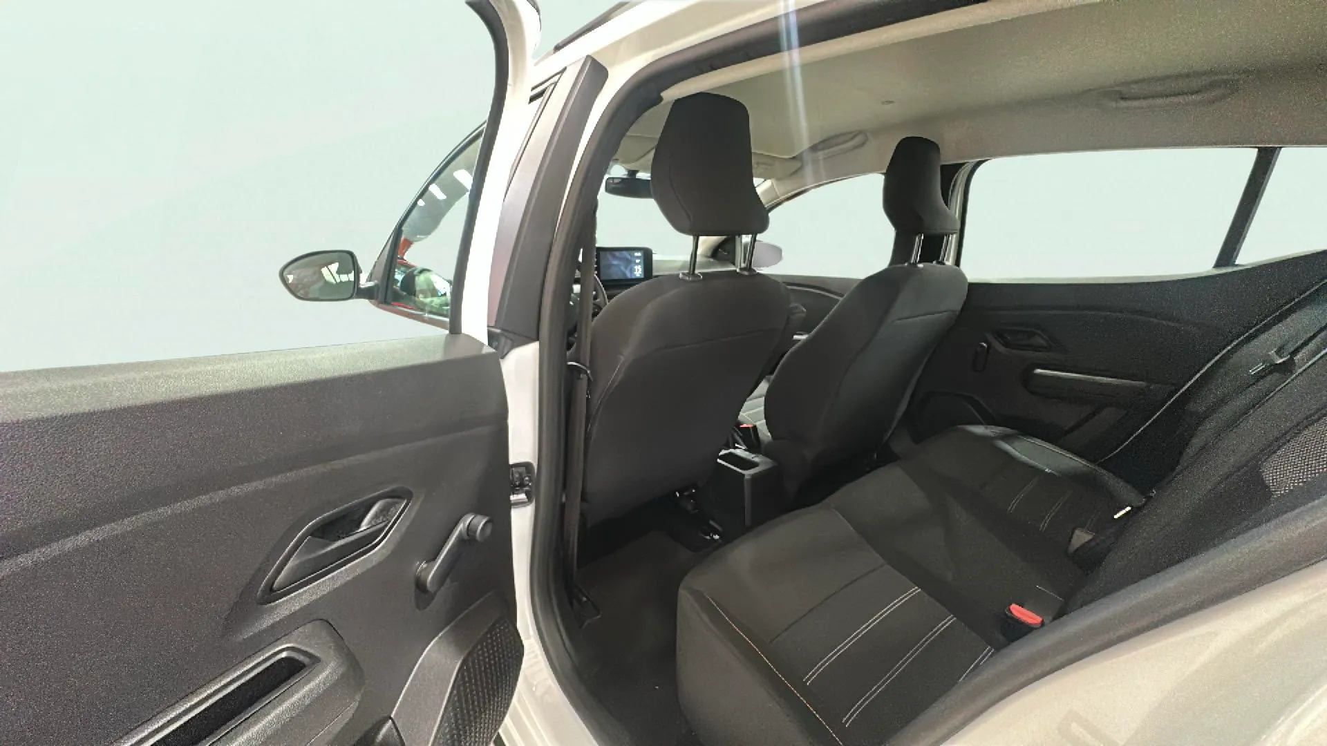 Dacia Sandero Essential TCe - foto 10