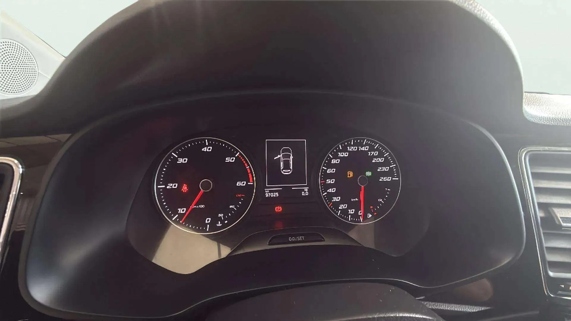 SEAT León 2.0 TDI DSG-6 FR - foto 9