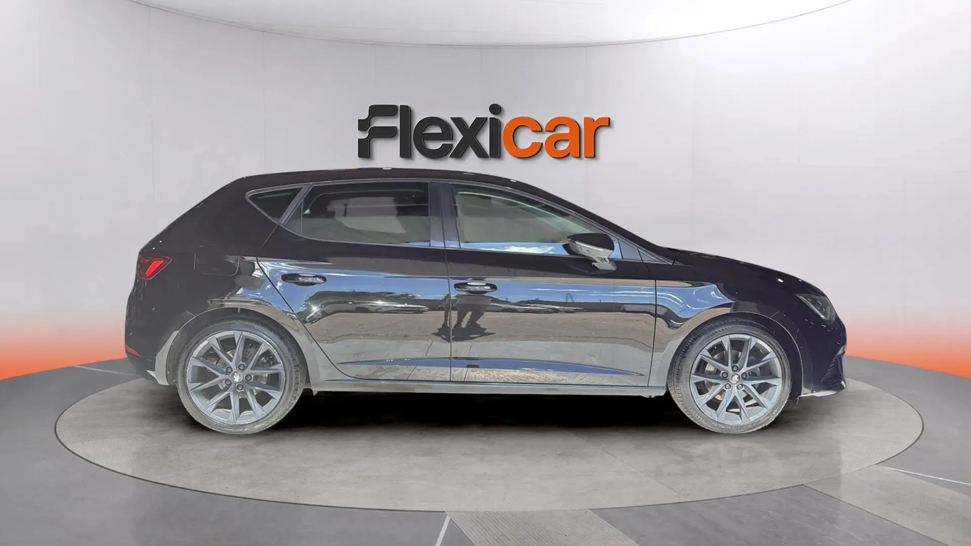 SEAT León 2.0 TDI DSG-6 FR - foto 3