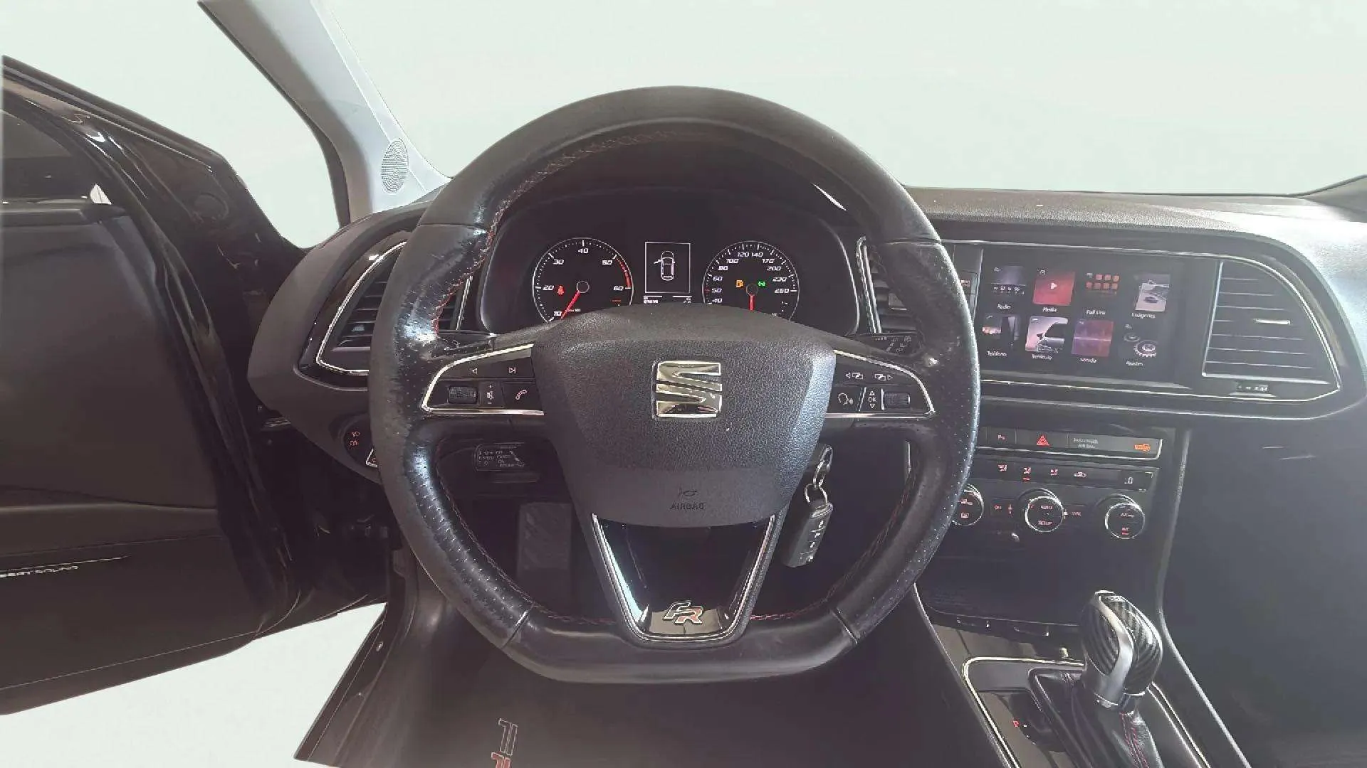 SEAT León 2.0 TDI DSG-6 FR - foto 8