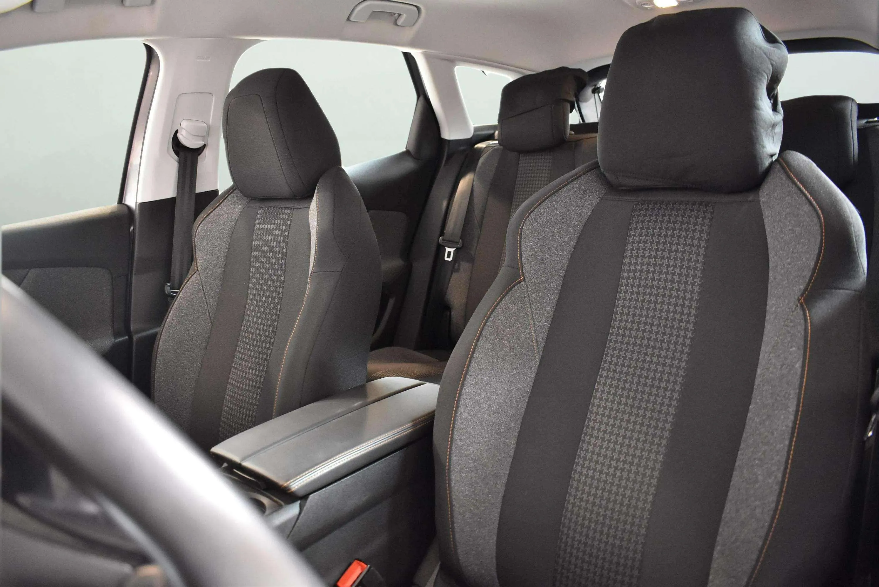 Peugeot 3008 1.5 BlueHDi Active Pack EAT8 - foto 29