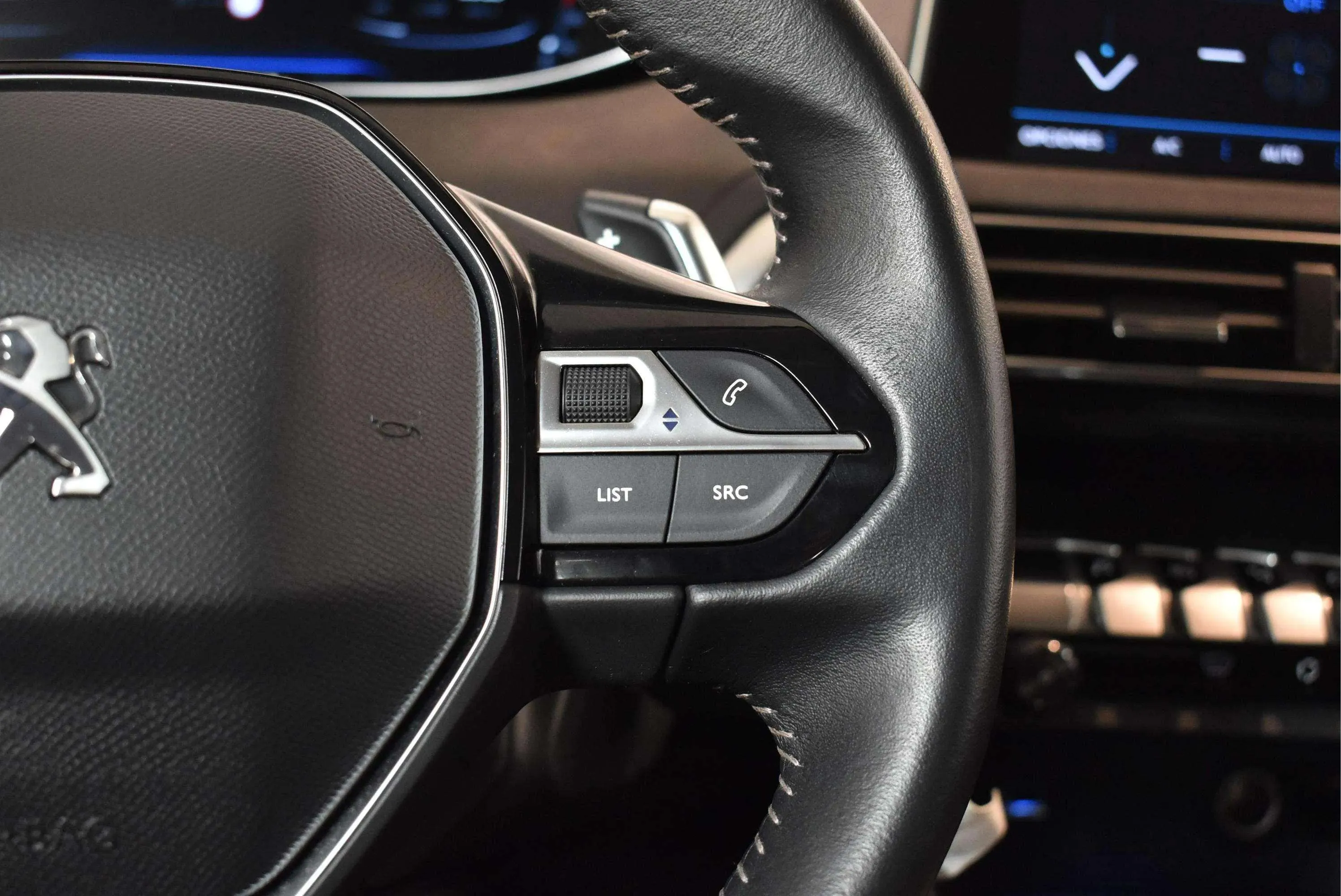 Peugeot 3008 1.5 BlueHDi Active Pack EAT8 - foto 25