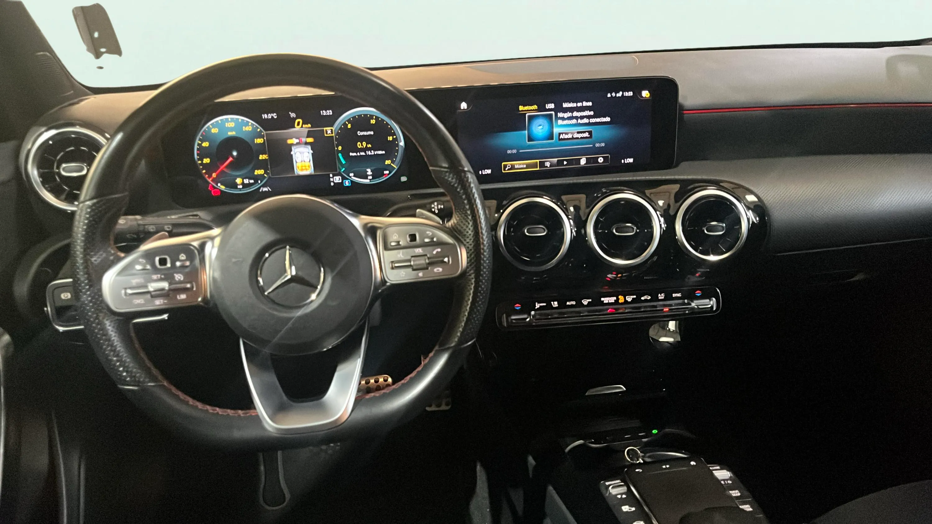 Mercedes-Benz Clase A A 200 d - foto 12