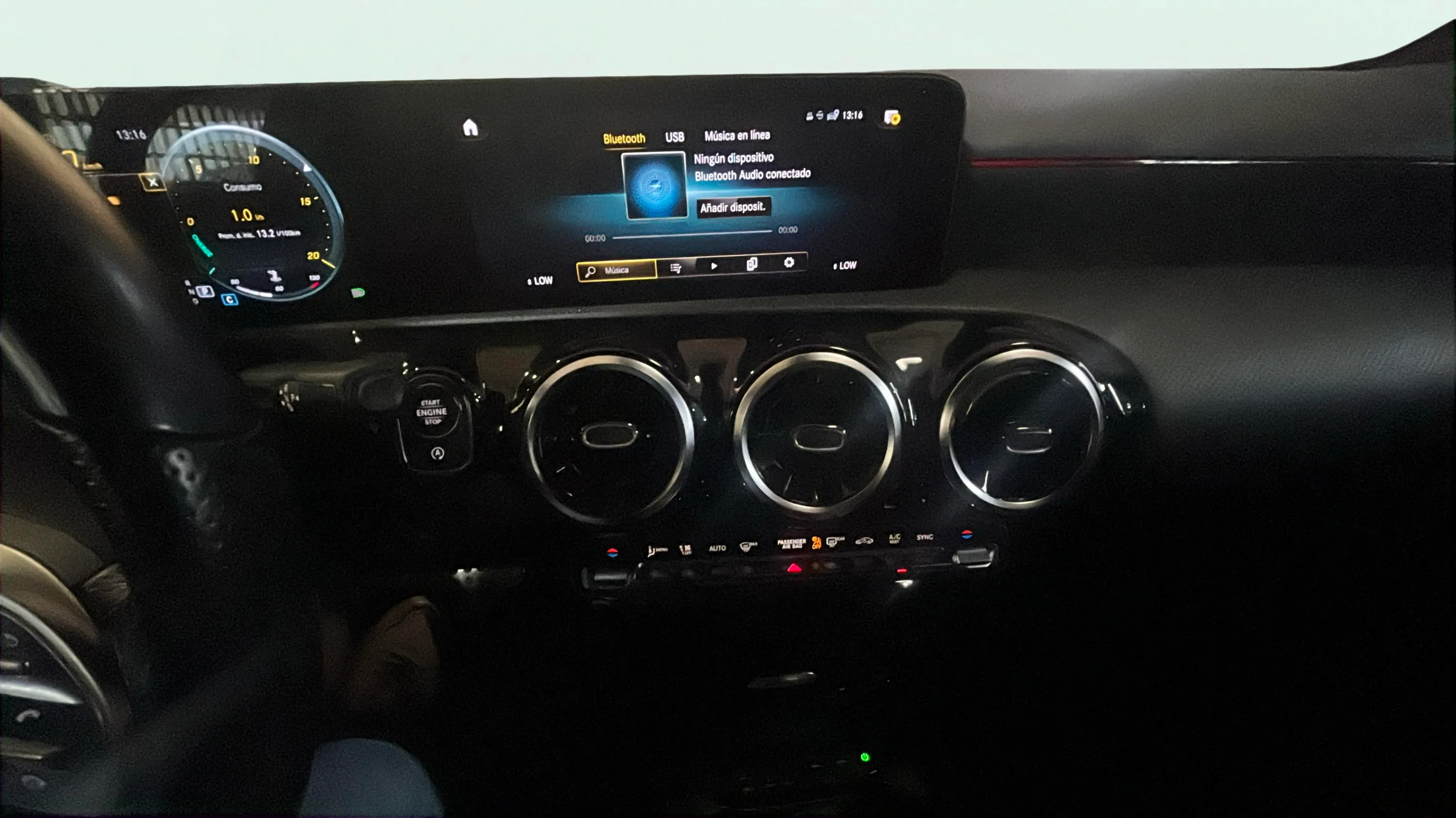 Mercedes-Benz Clase A A 200 d - foto 15